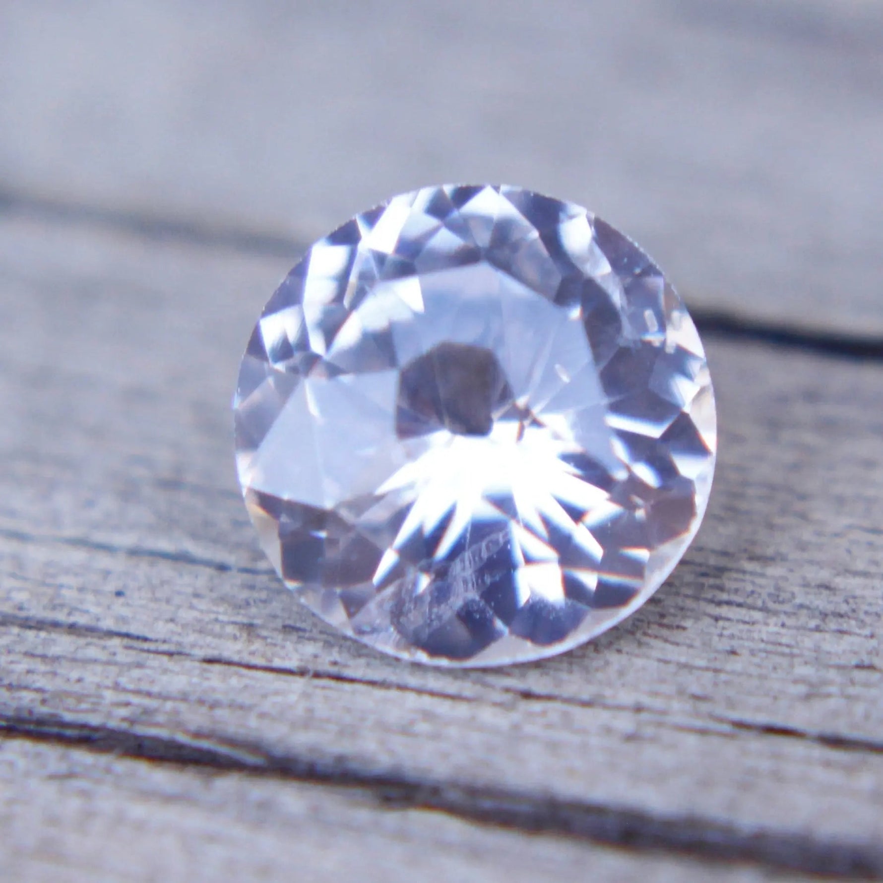 Natural White Sapphire - Sapphirepal