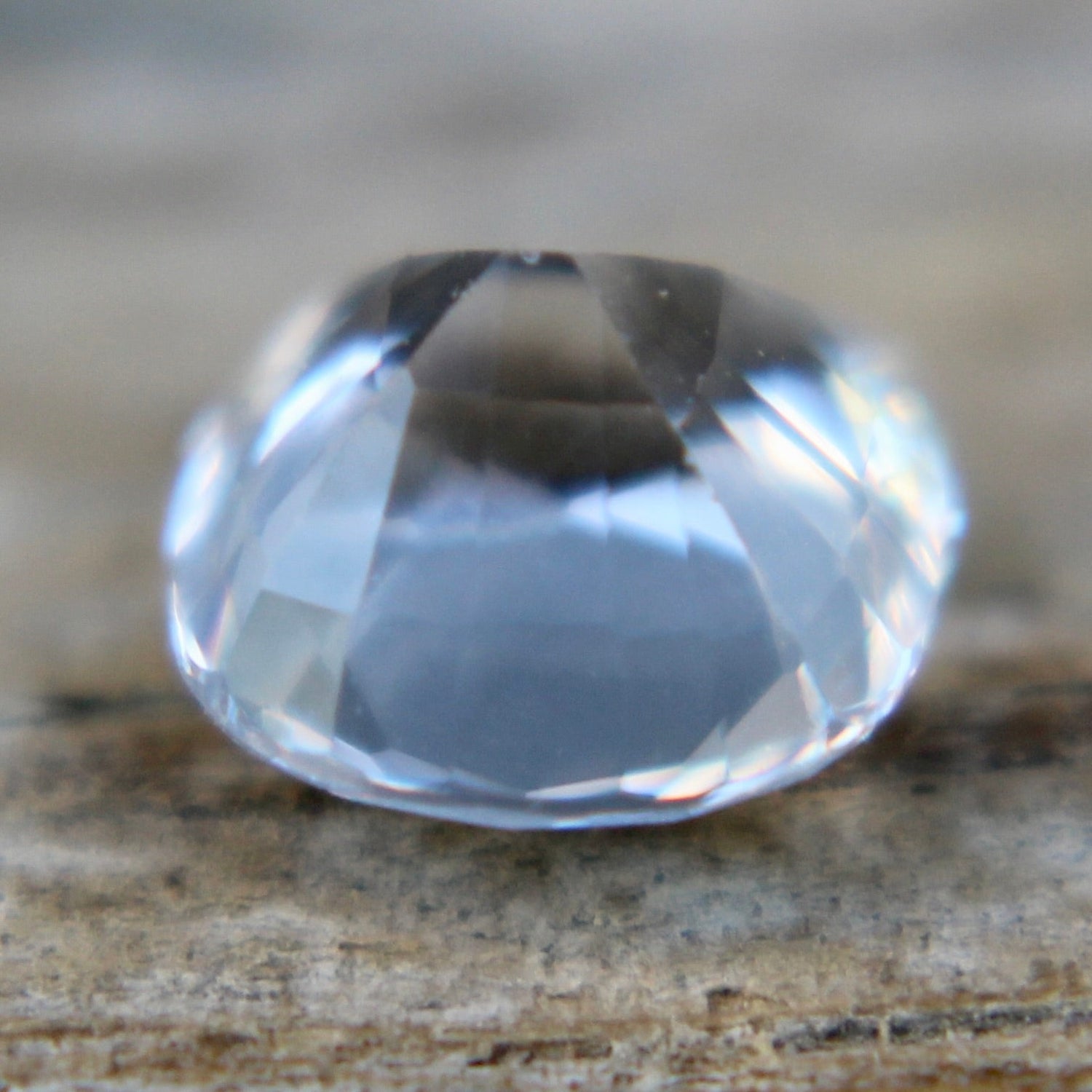 Natural White Sapphire - Sapphirepal