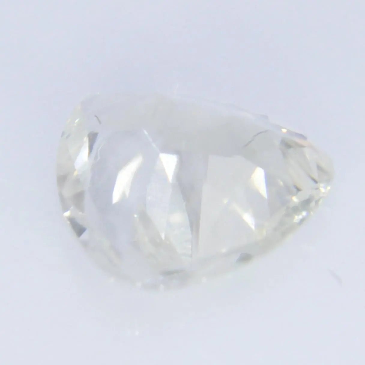 Natural White Sapphire - Sapphirepal