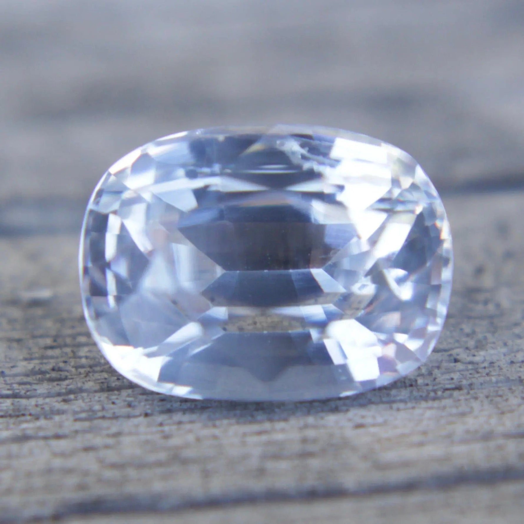 Natural White Sapphire - Sapphirepal