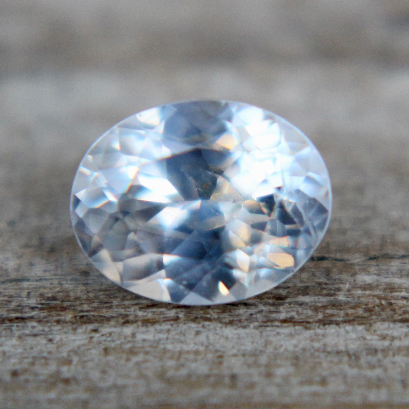 Natural White Sapphire - Sapphirepal