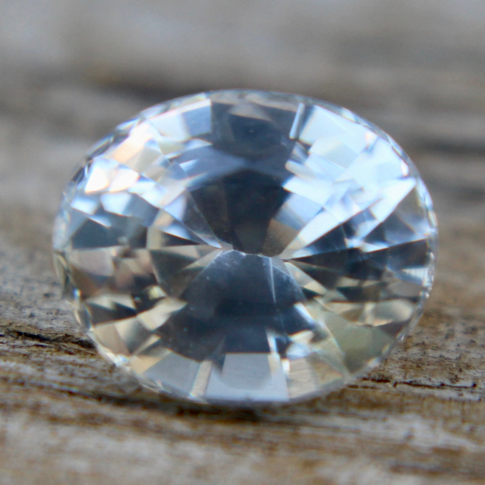 Natural White Sapphire - Sapphirepal