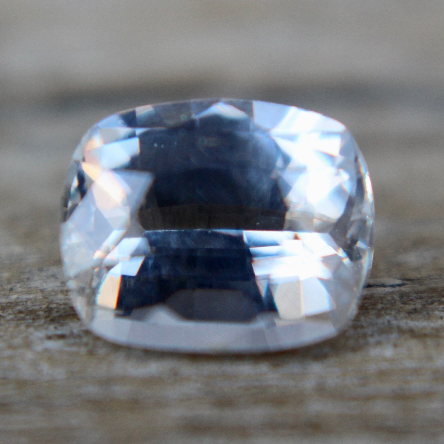 Natural White Sapphire - Sapphirepal