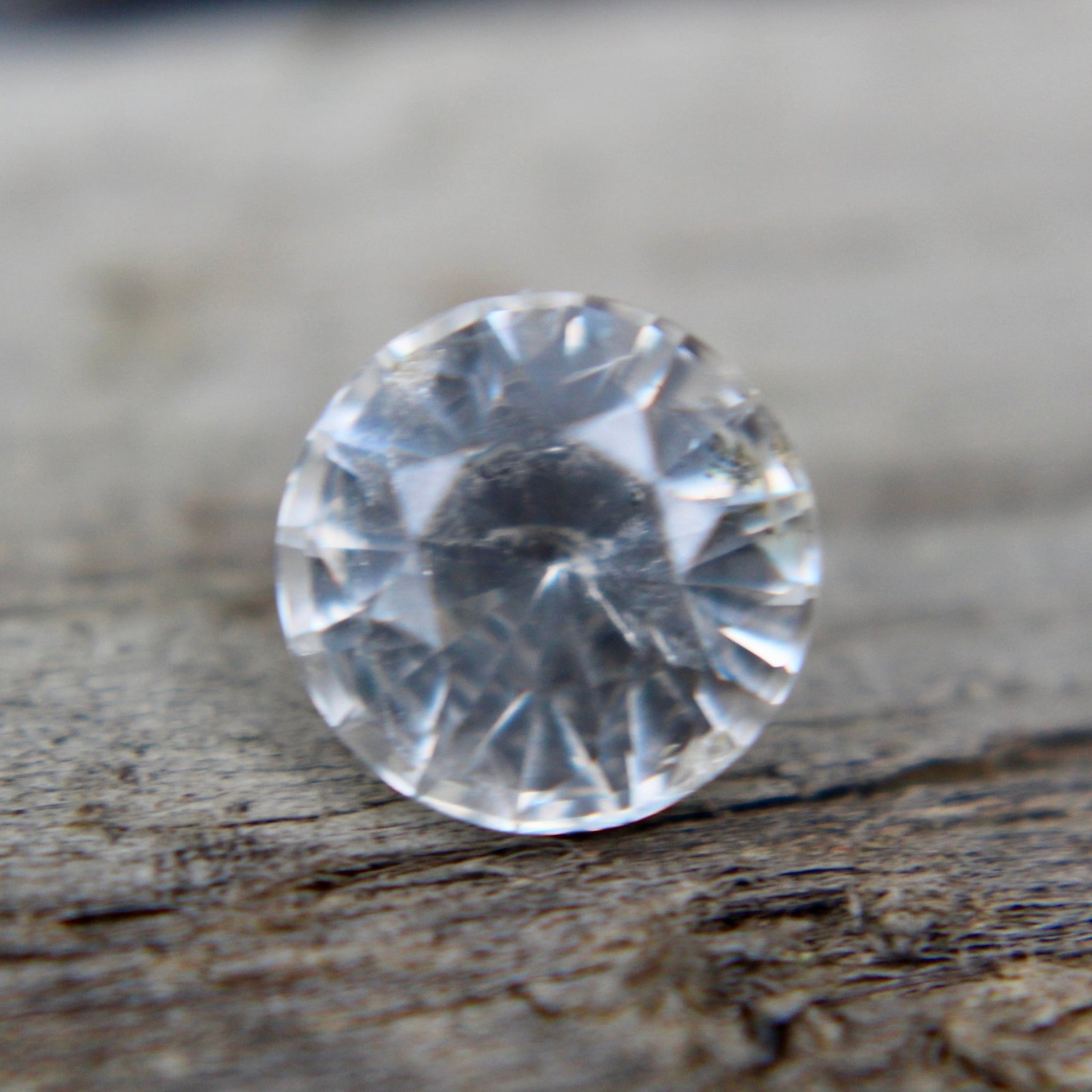 Natural White Sapphire - Sapphirepal