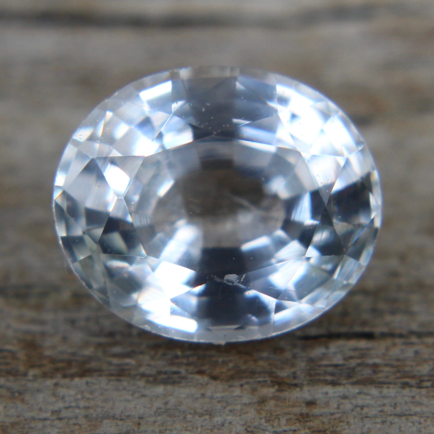 Natural White Sapphire - Sapphirepal