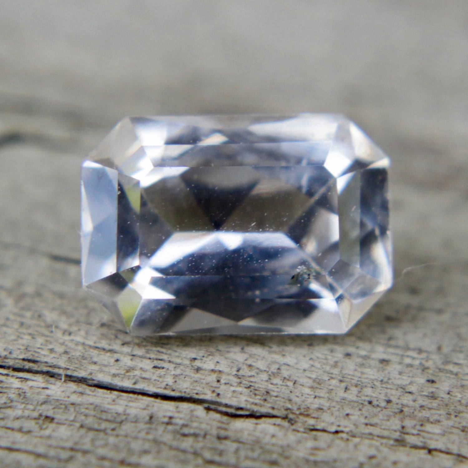 Natural White Sapphire - Sapphirepal