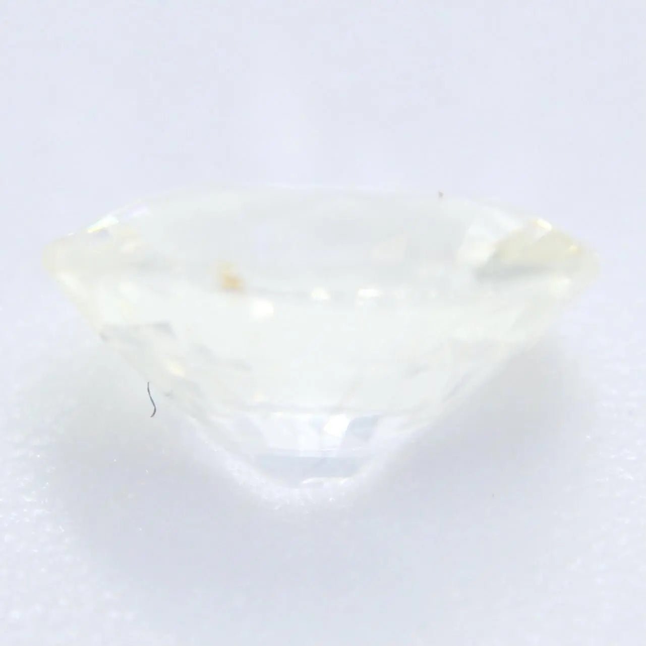 Natural White Sapphire - Sapphirepal