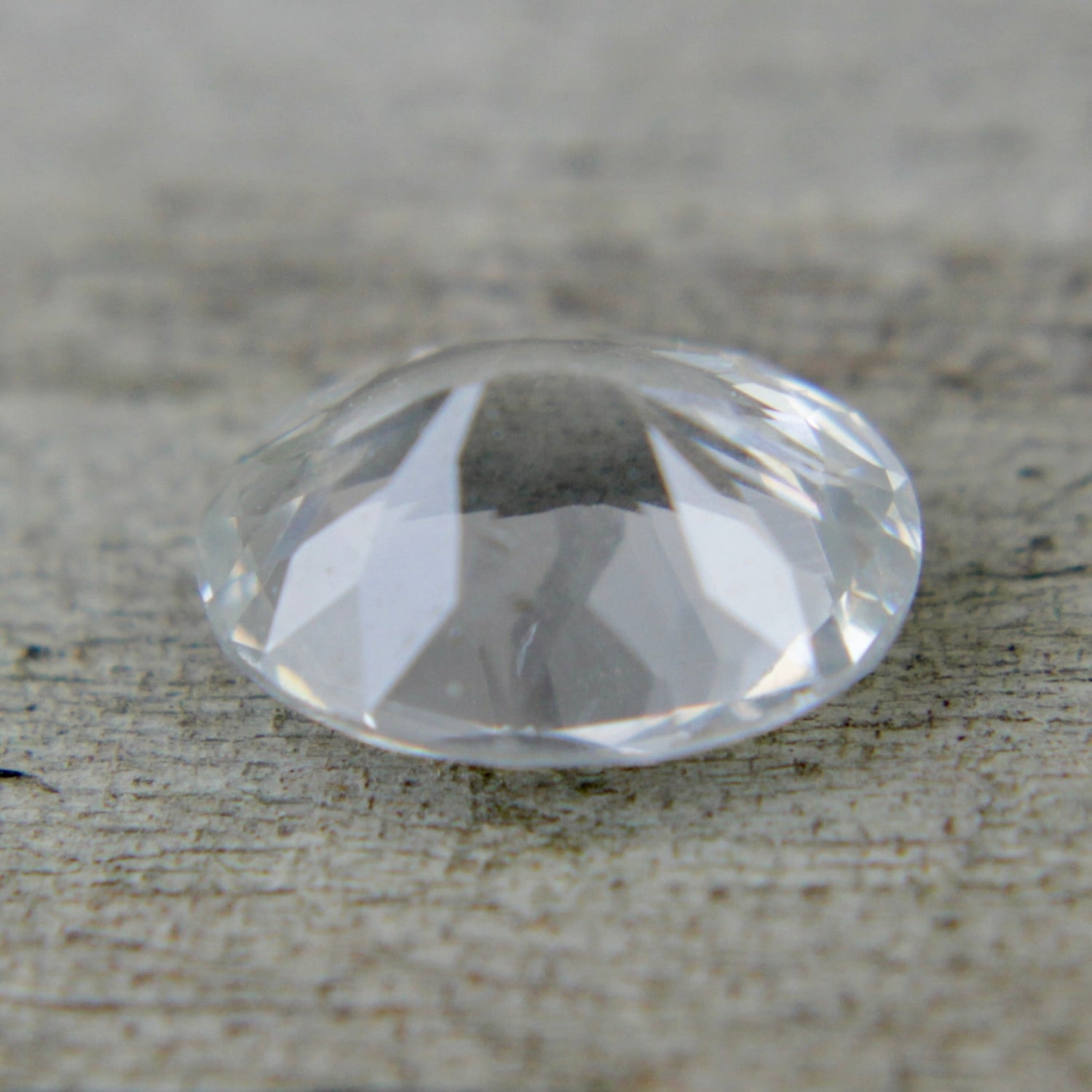 Natural White Sapphire - Sapphirepal