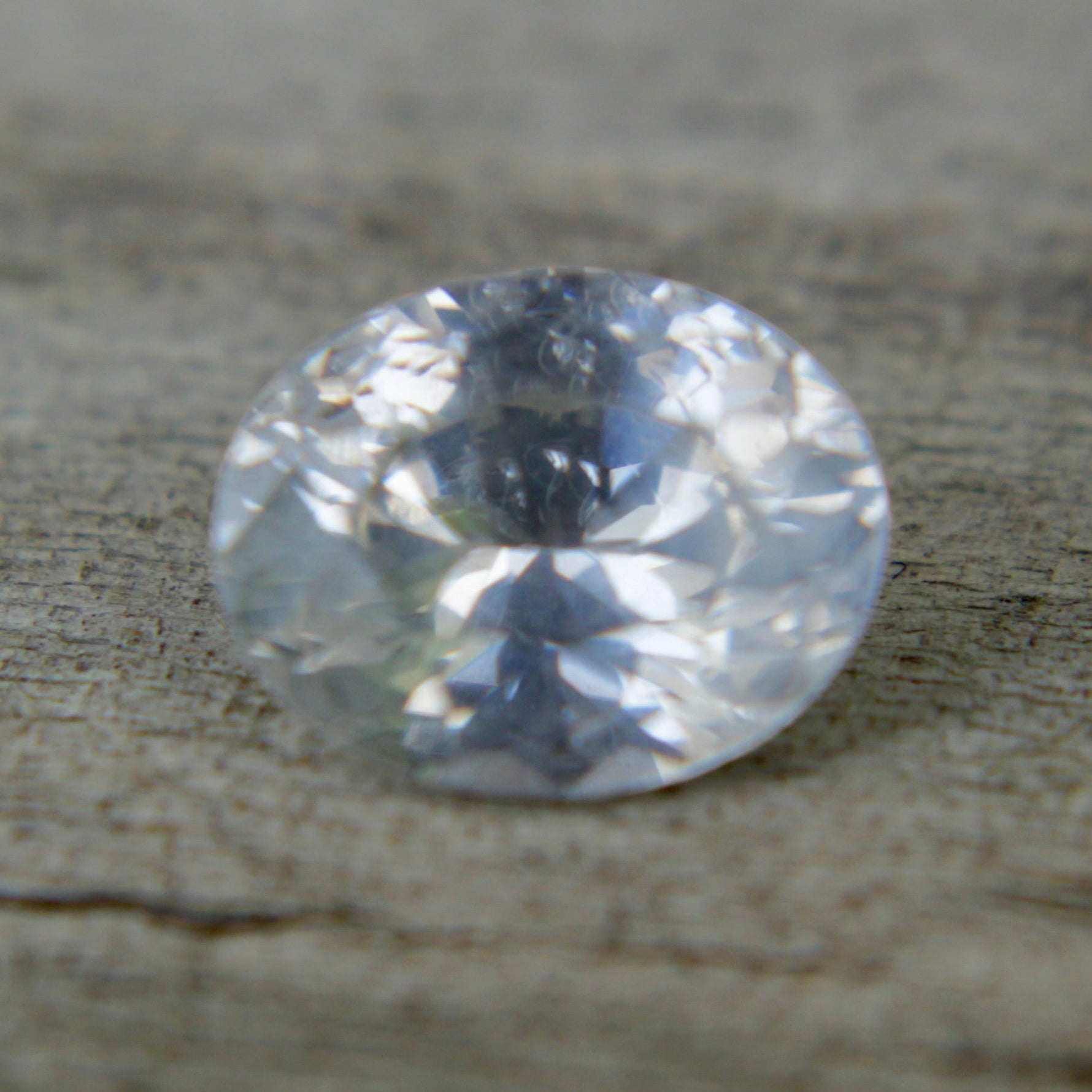 Natural White Sapphire - Sapphirepal