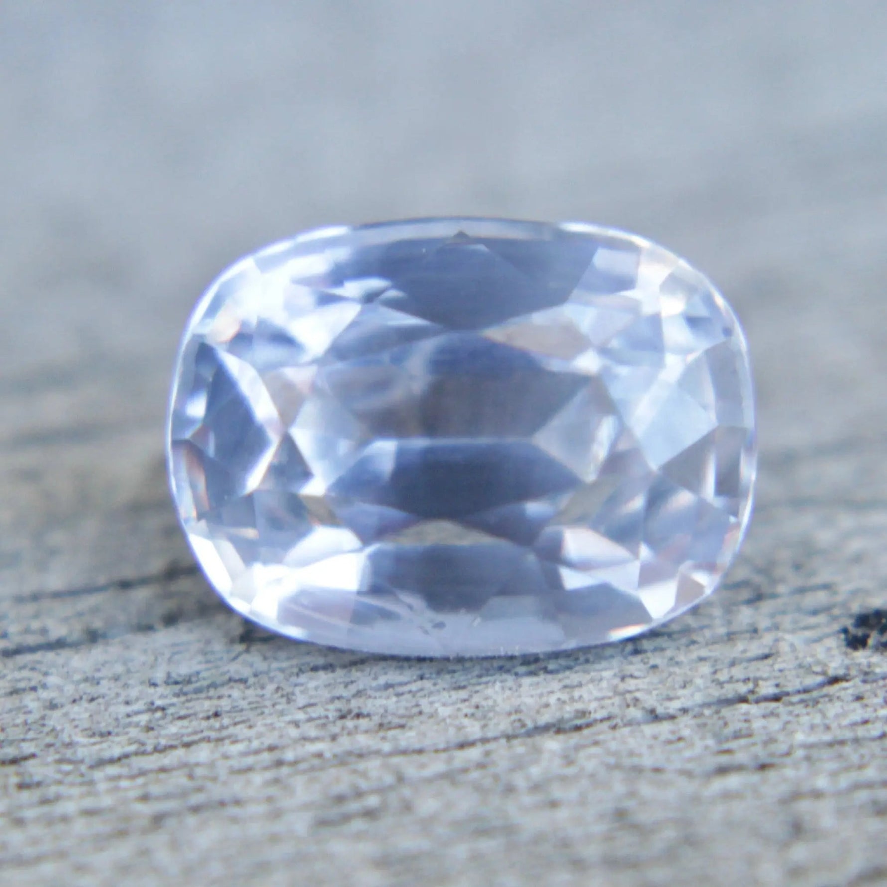 Natural White Sapphire - Sapphirepal
