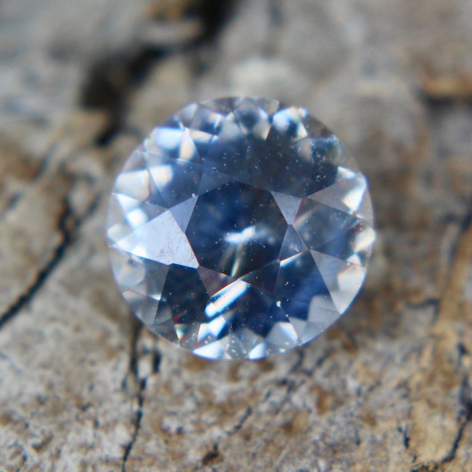 Natural White Sapphire - Sapphirepal