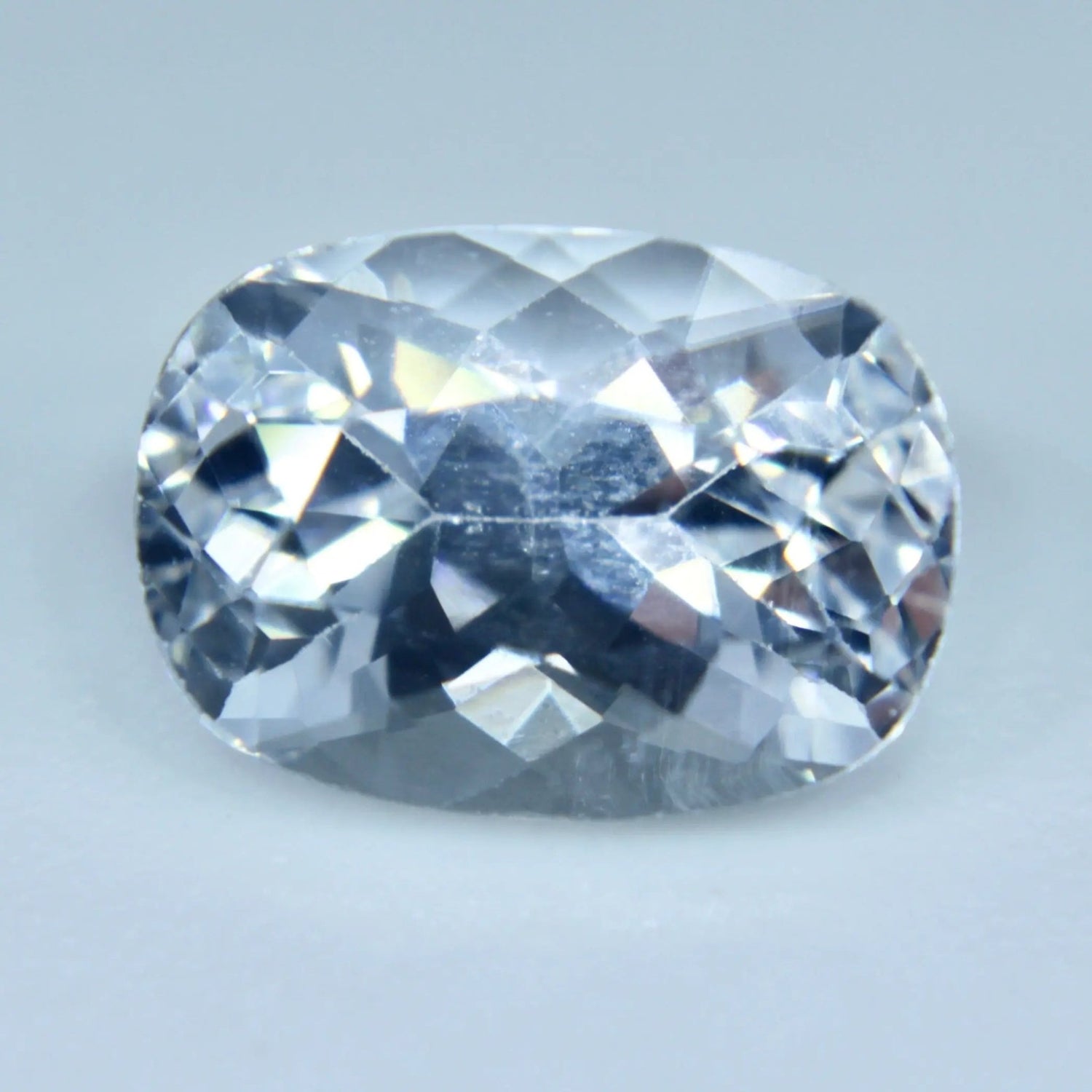 Natural White Sapphire - Sapphirepal