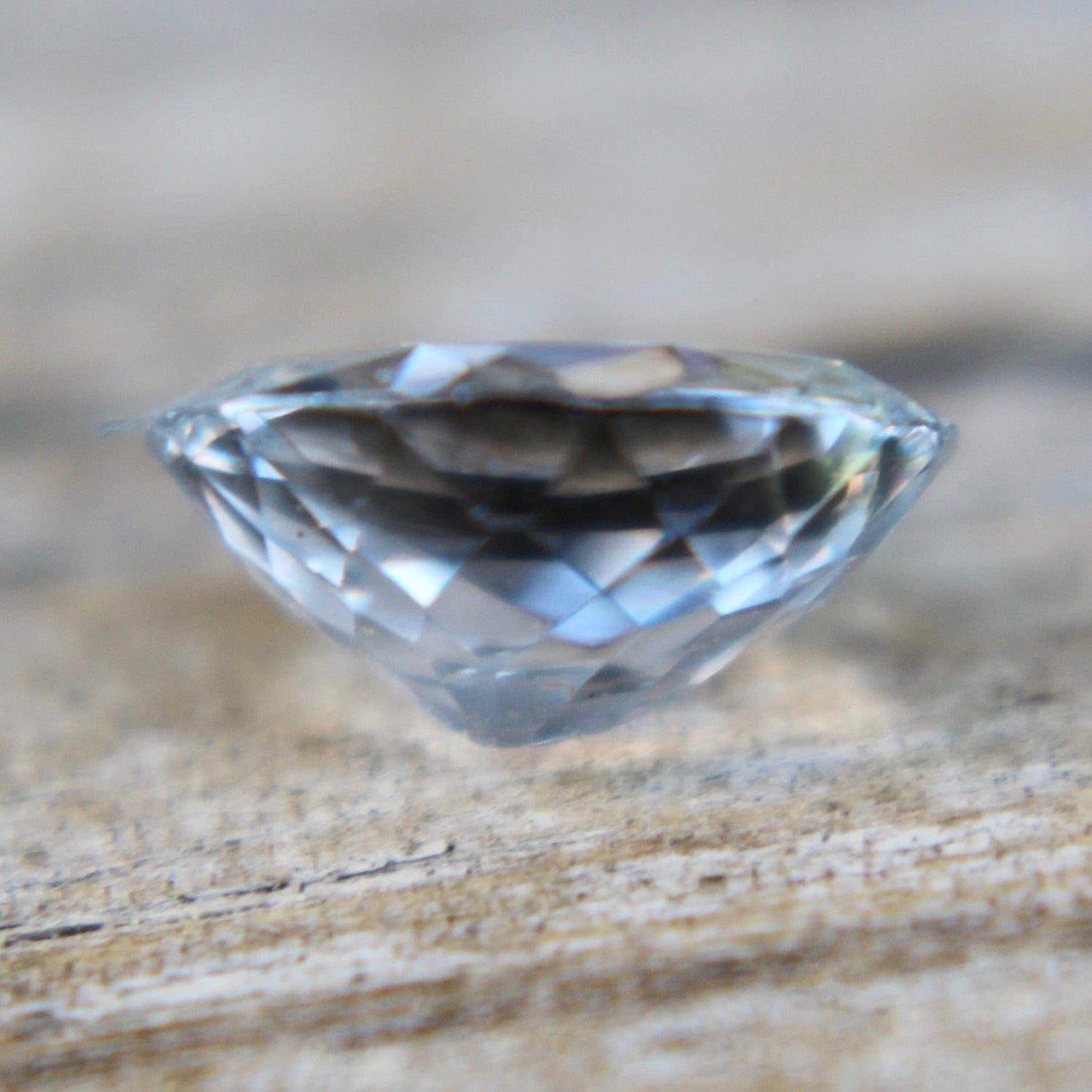 Natural White Sapphire - Sapphirepal