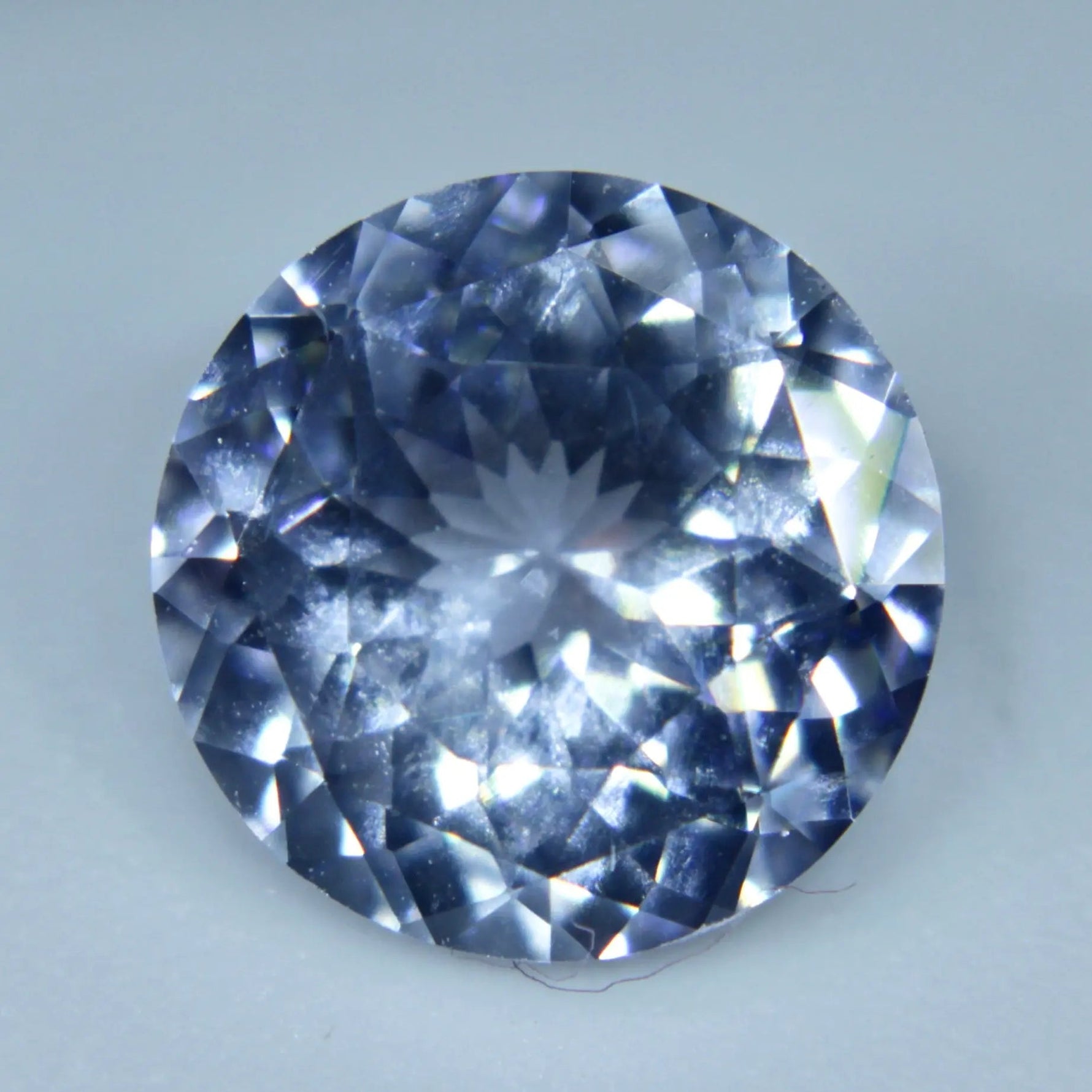 Natural White Sapphire - Sapphirepal
