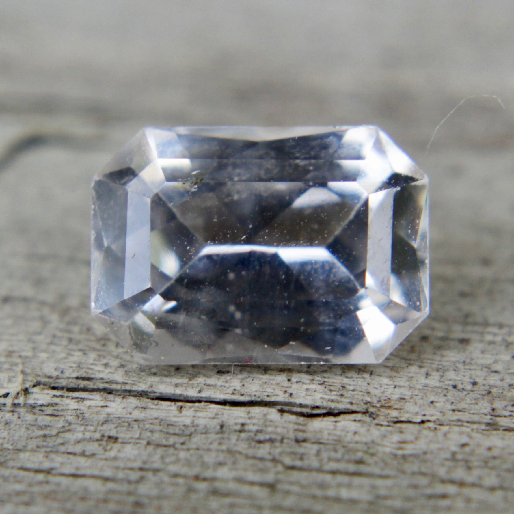 Natural White Sapphire - Sapphirepal