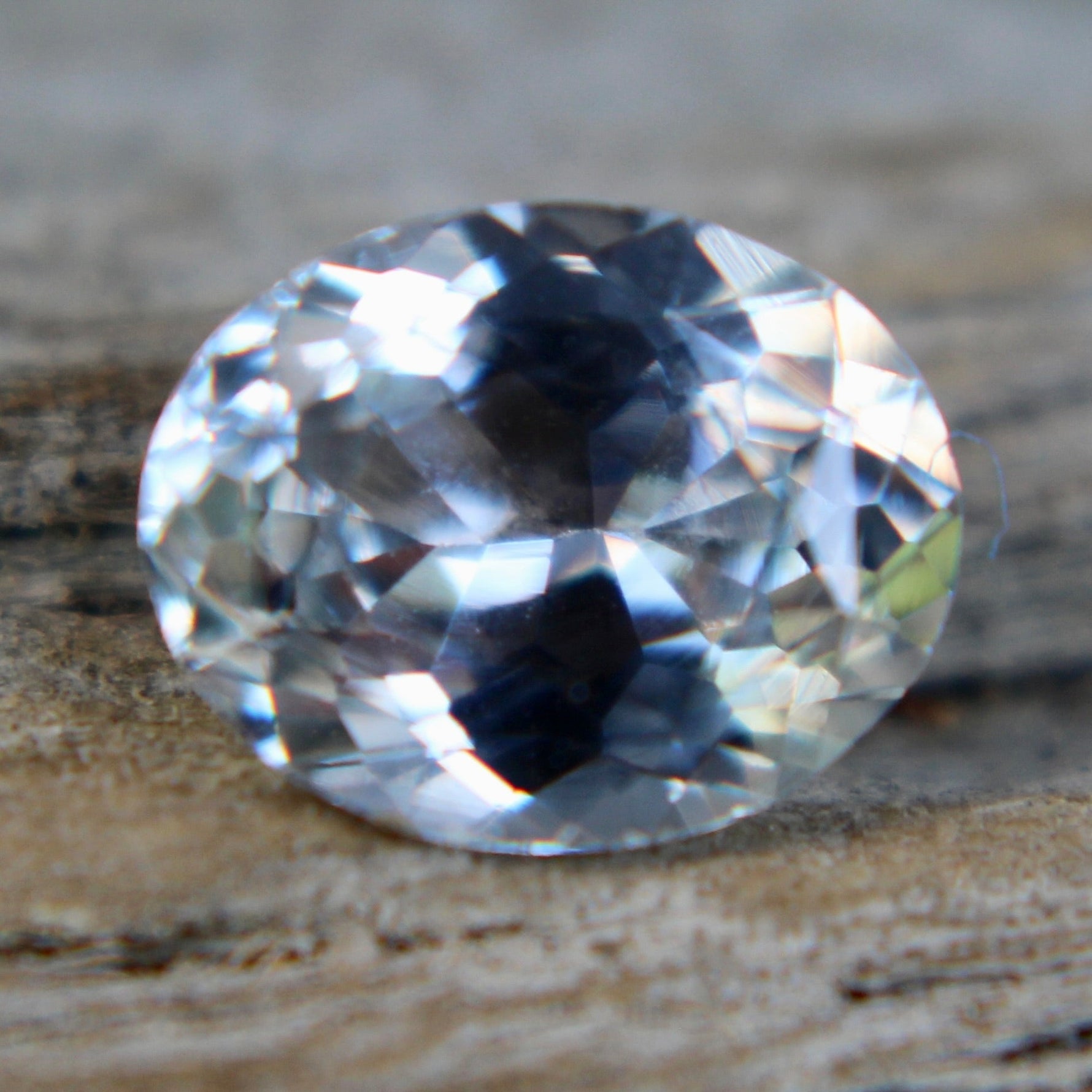 Natural White Sapphire - Sapphirepal