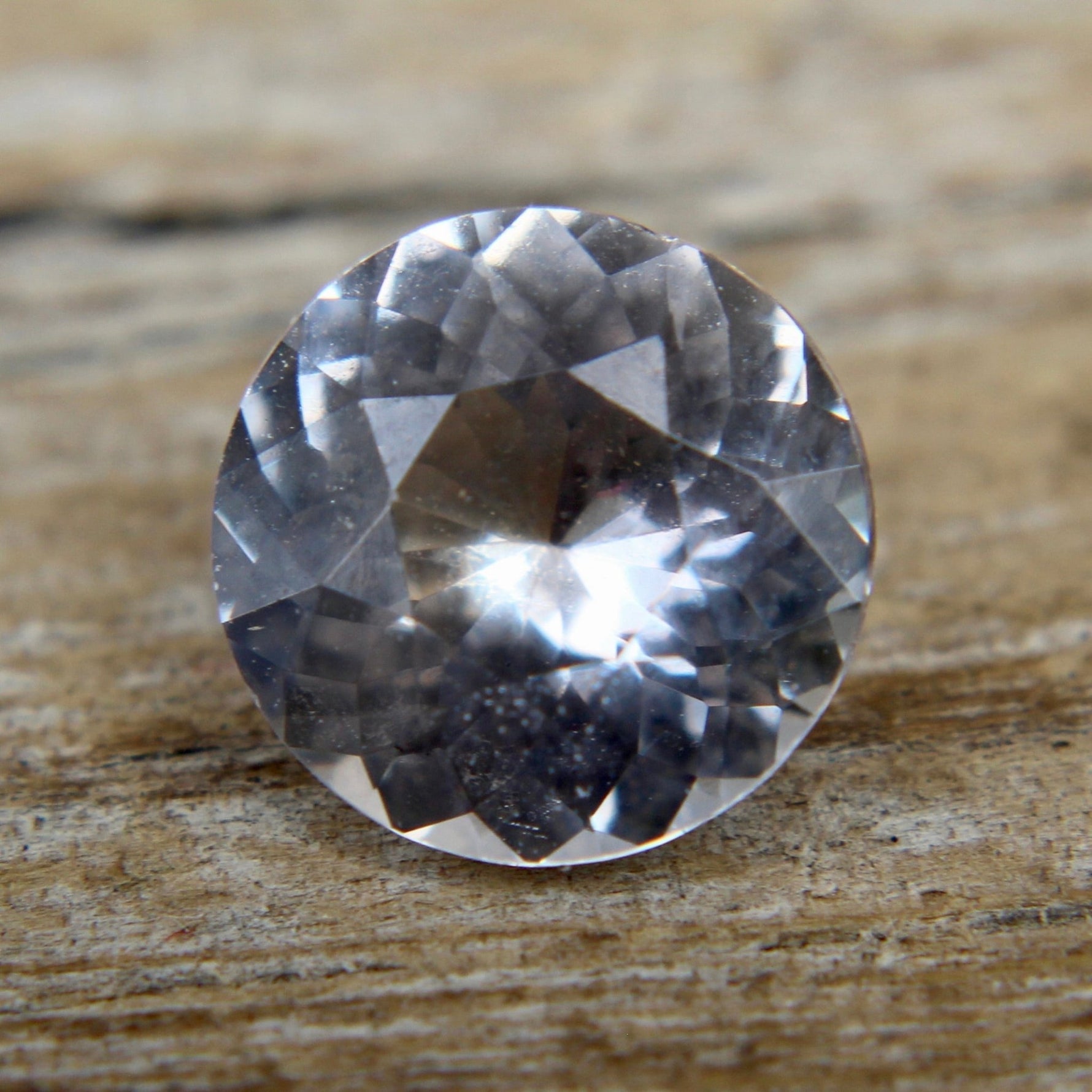 Natural White Sapphire - Sapphirepal