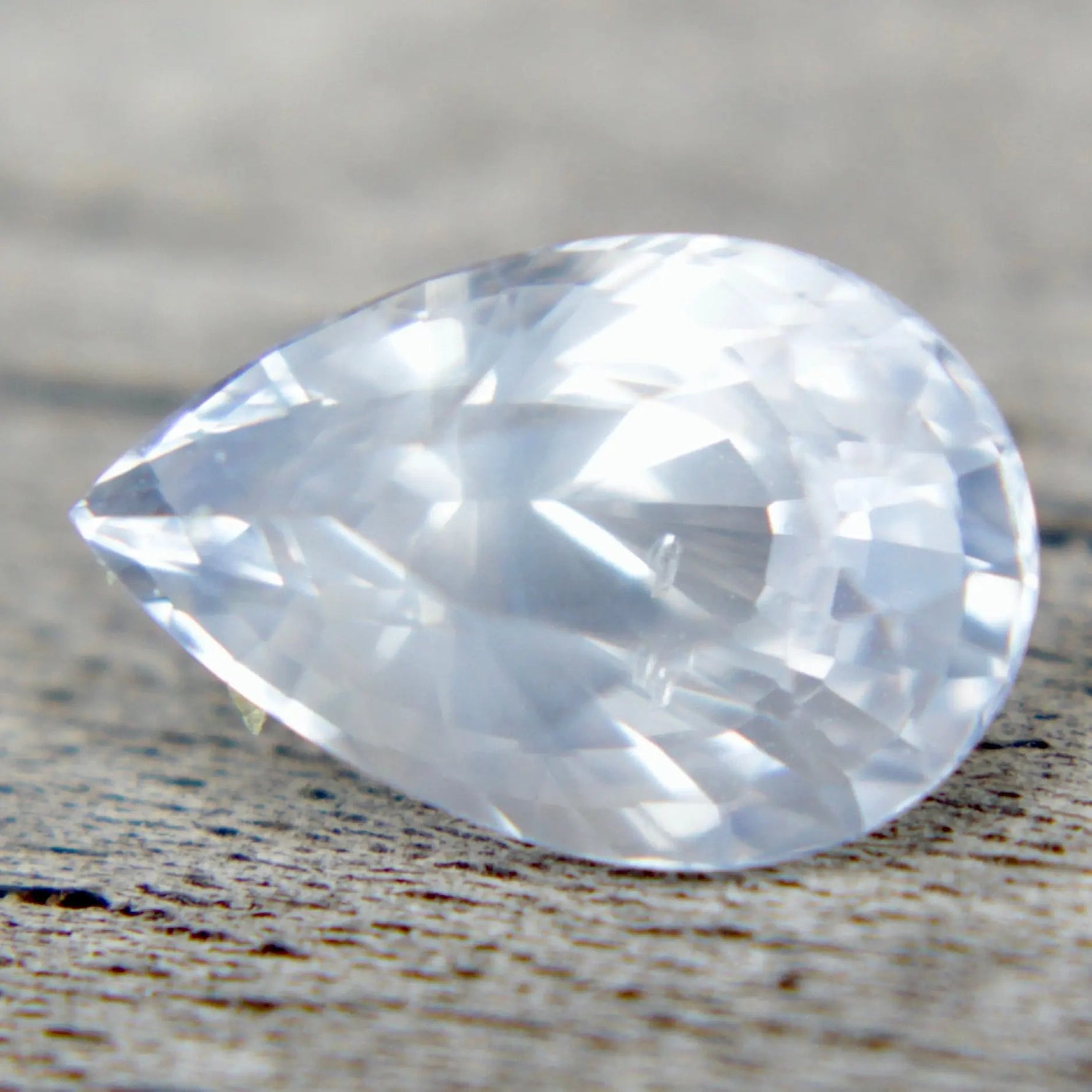 Natural White Sapphire - Sapphirepal