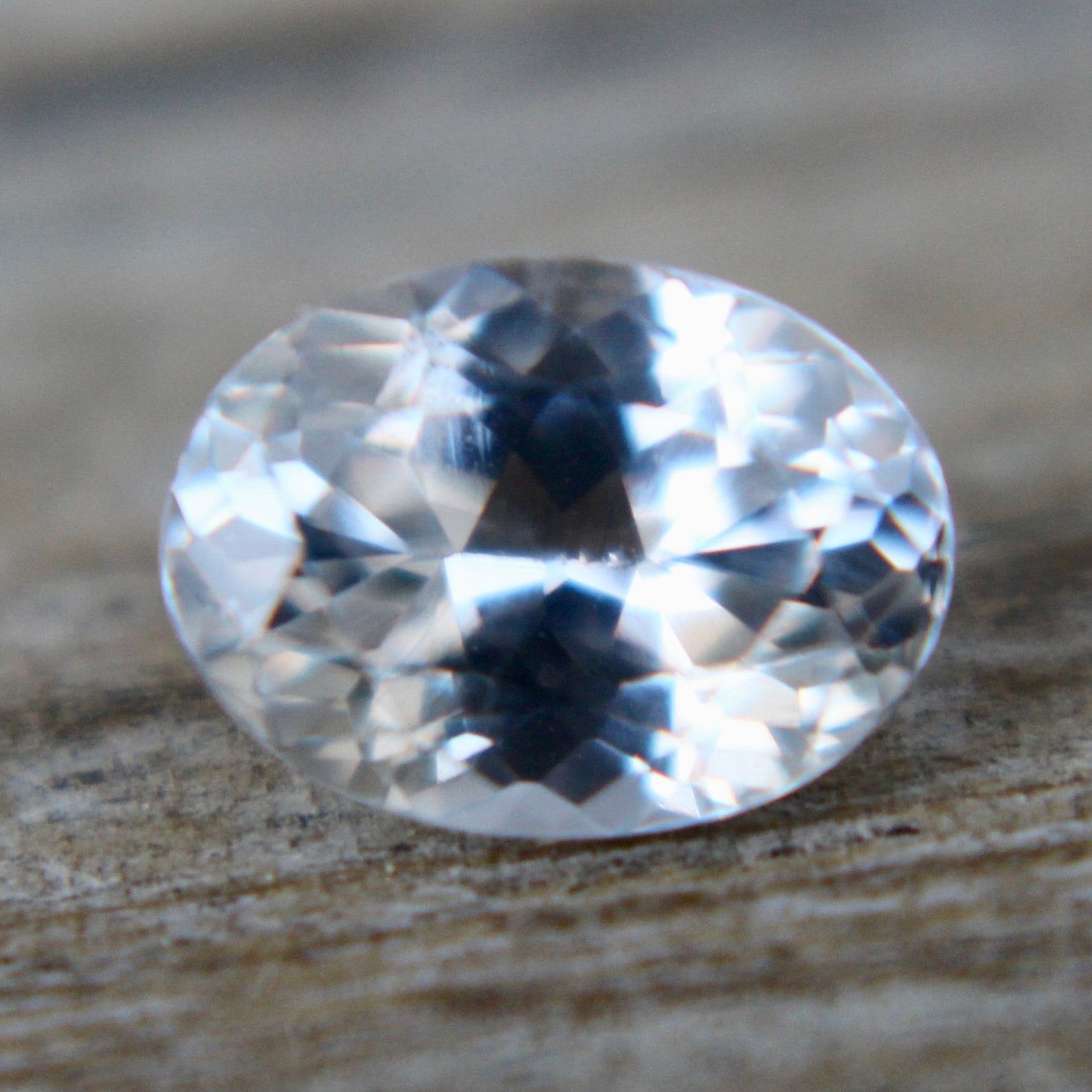 Natural White Sapphire - Sapphirepal
