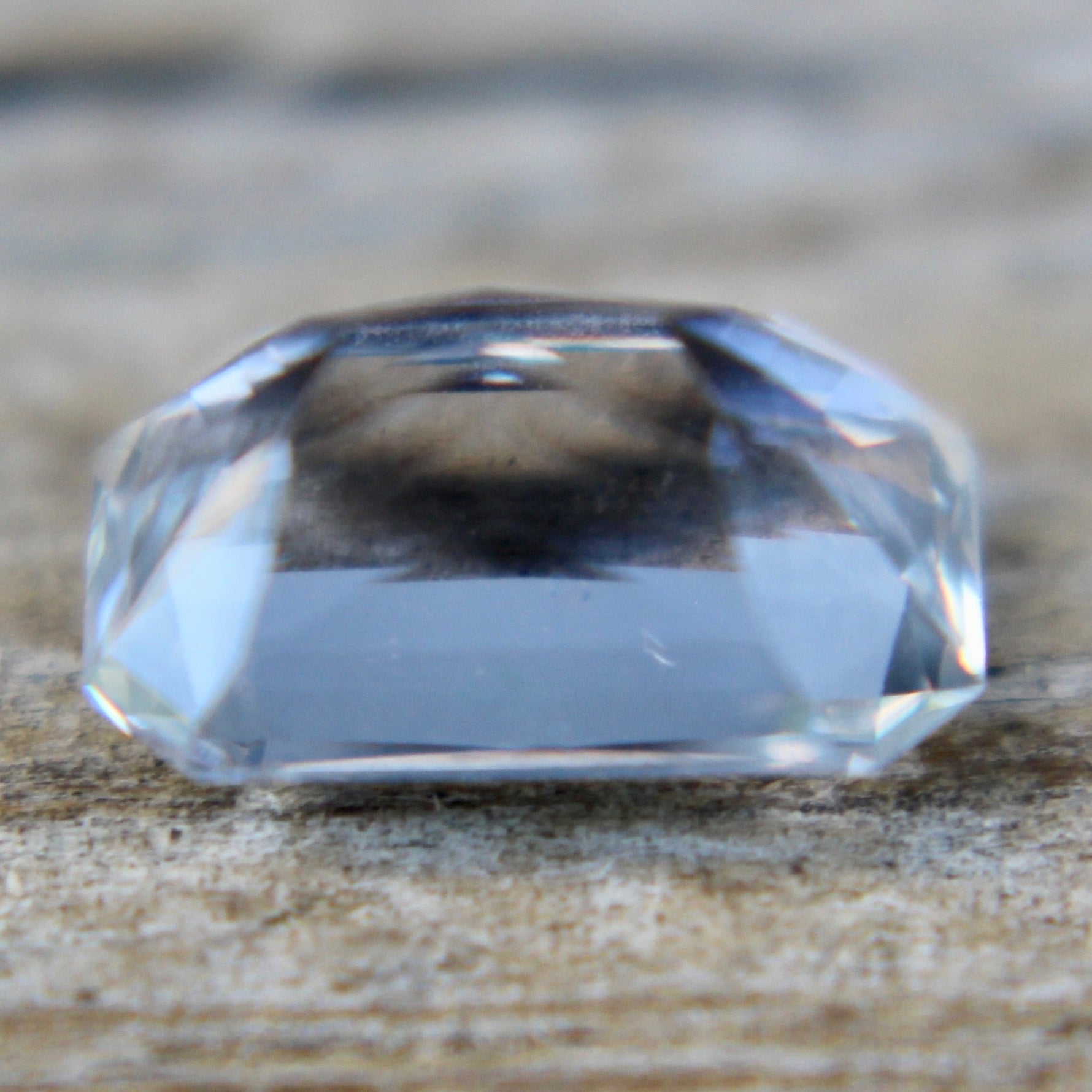 Natural White Sapphire - Sapphirepal