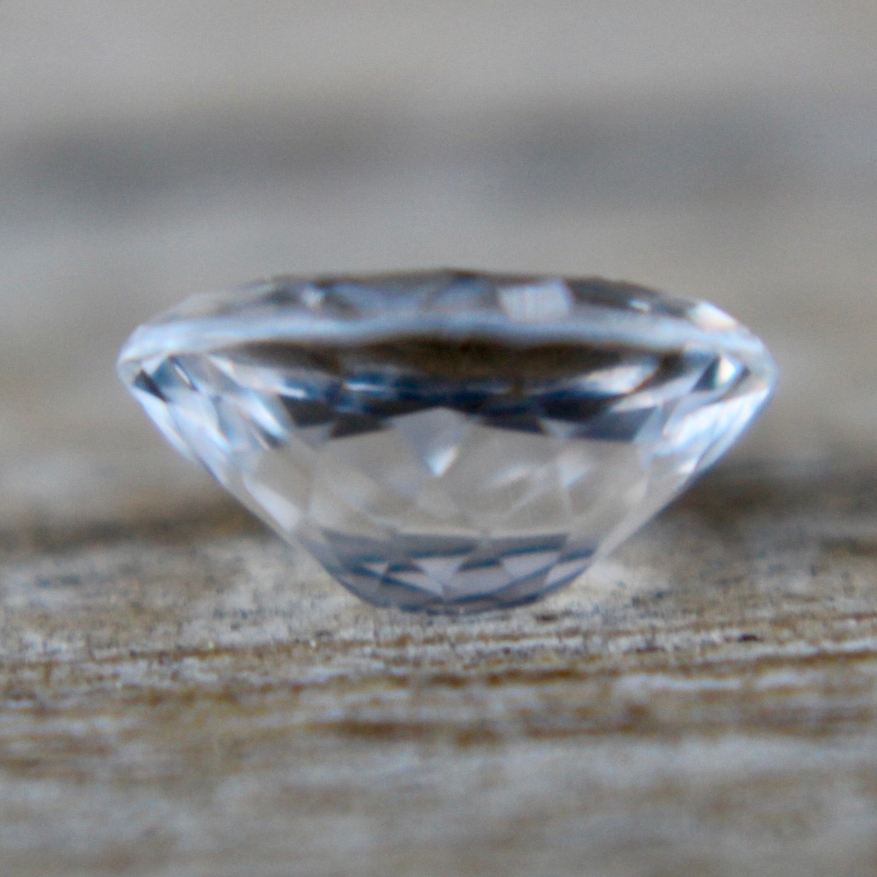 Natural White Sapphire - Sapphirepal