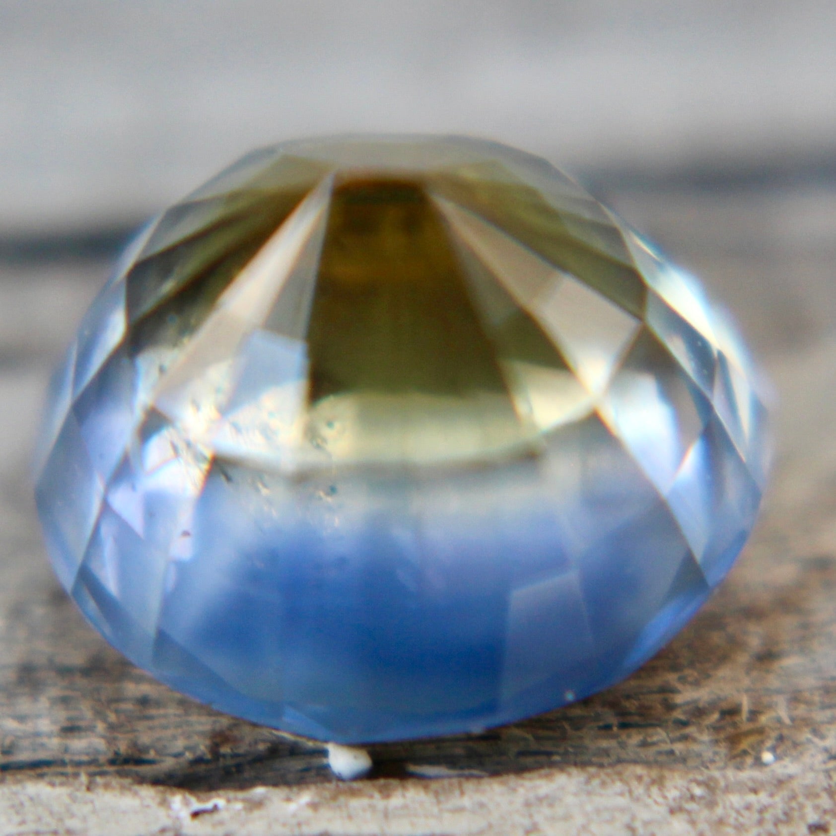 Natural Yellow Blue Sapphire - Sapphirepal