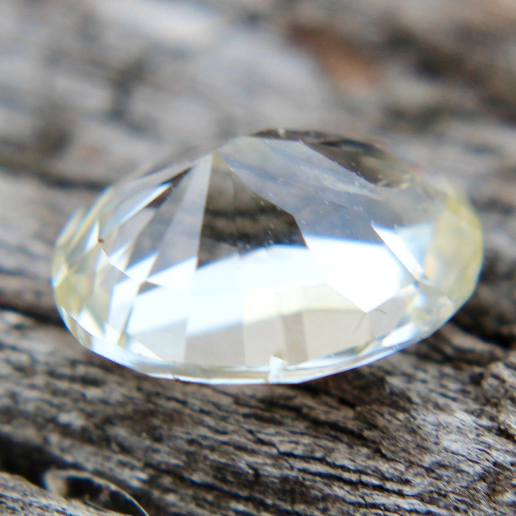 Natural Yellow Champagne Sapphire - Sapphirepal