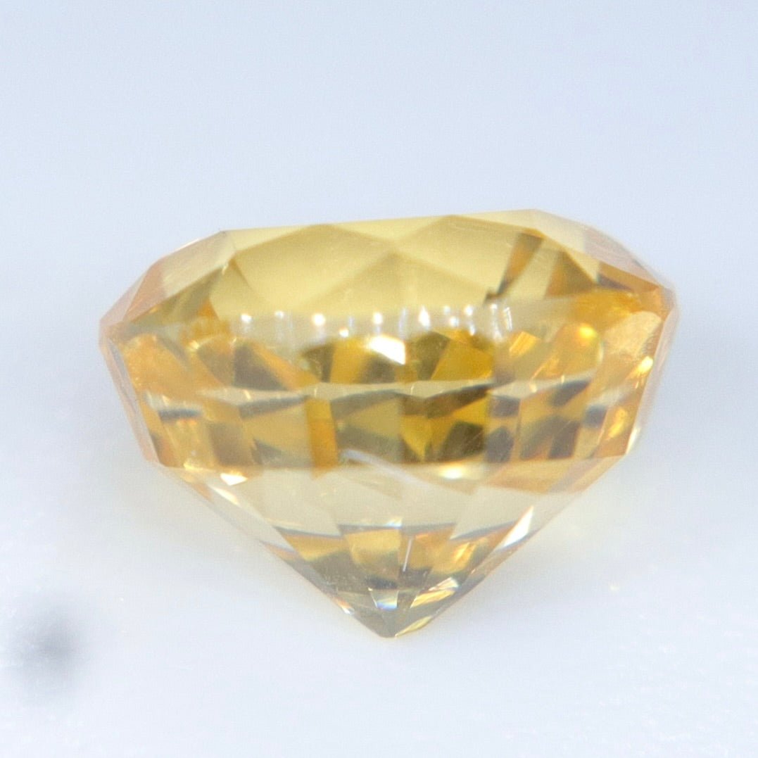 Natural Yellow Sapphire – 0.90 Carat Unheated Ceylon Round (VS Clarity) - Sapphirepal