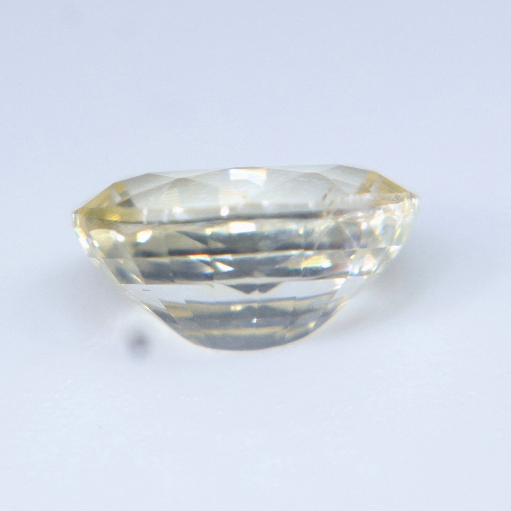 Natural Yellow Sapphire 1.14 Carat – Unheated VVS Oval Cut Ceylon Gemstone - Sapphirepal