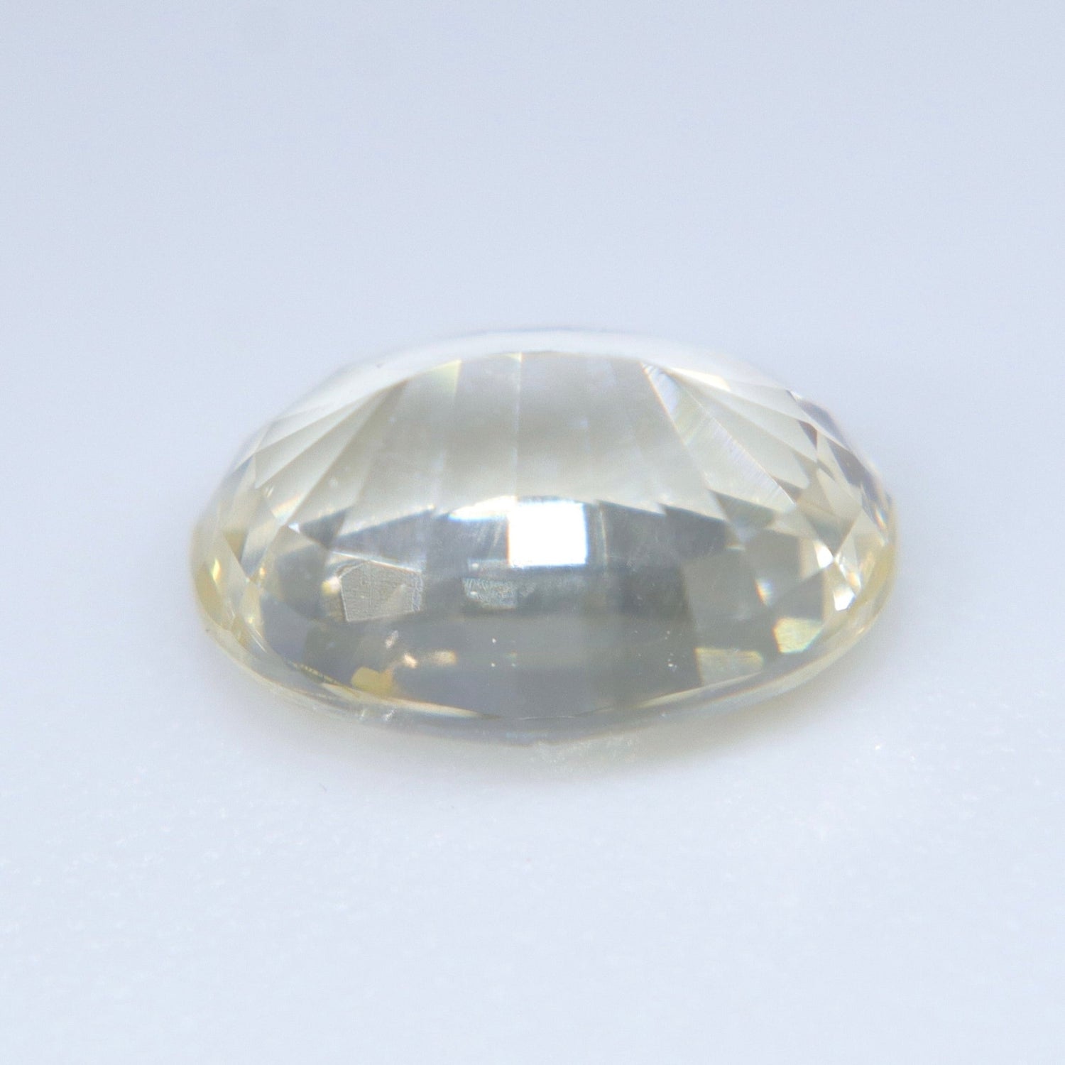 Natural Yellow Sapphire 1.14 Carat – Unheated VVS Oval Cut Ceylon Gemstone - Sapphirepal
