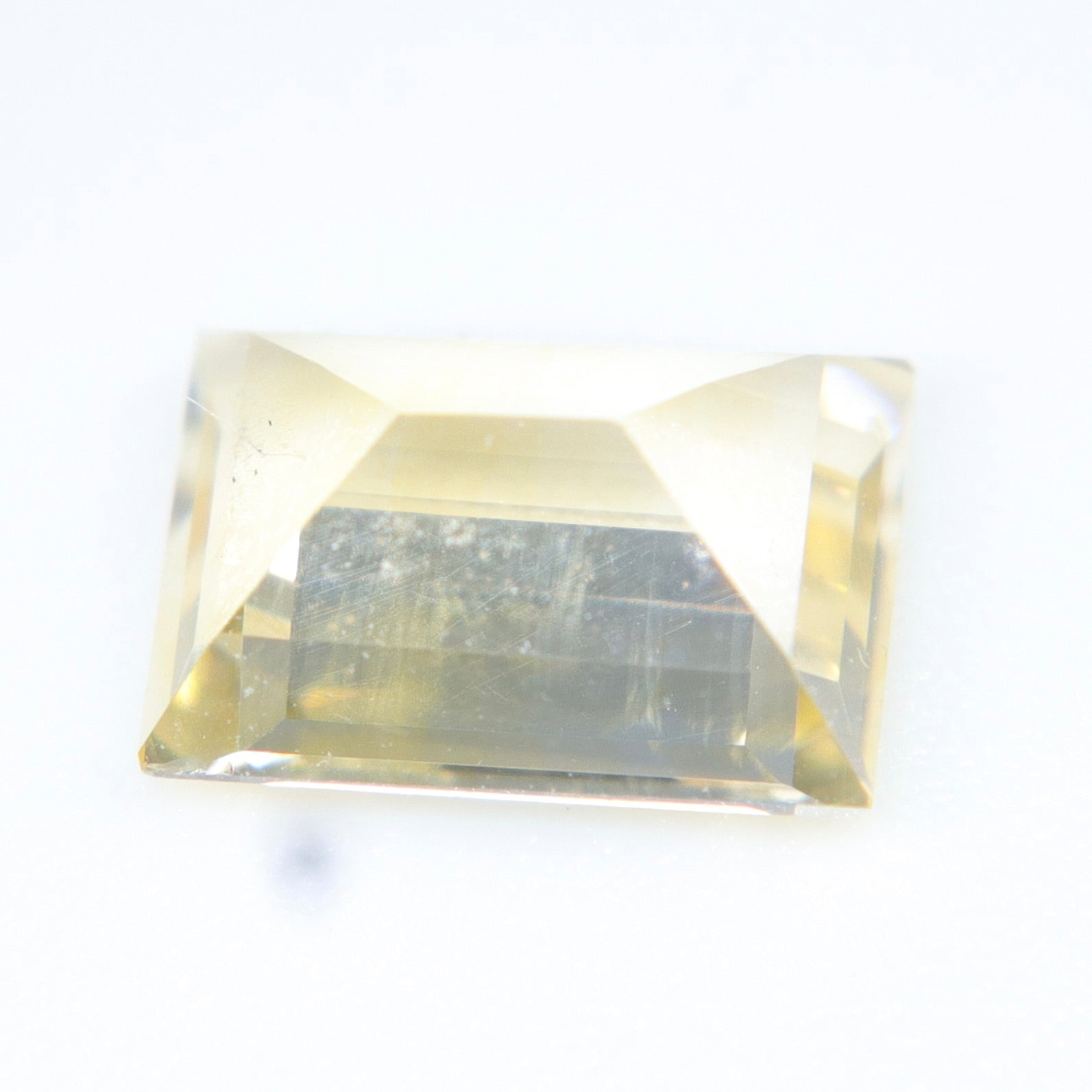 Natural Yellow Sapphire – 1.30 Carat Unheated Ceylon (Rectangular Step Cut, VS Clarity) - Sapphirepal