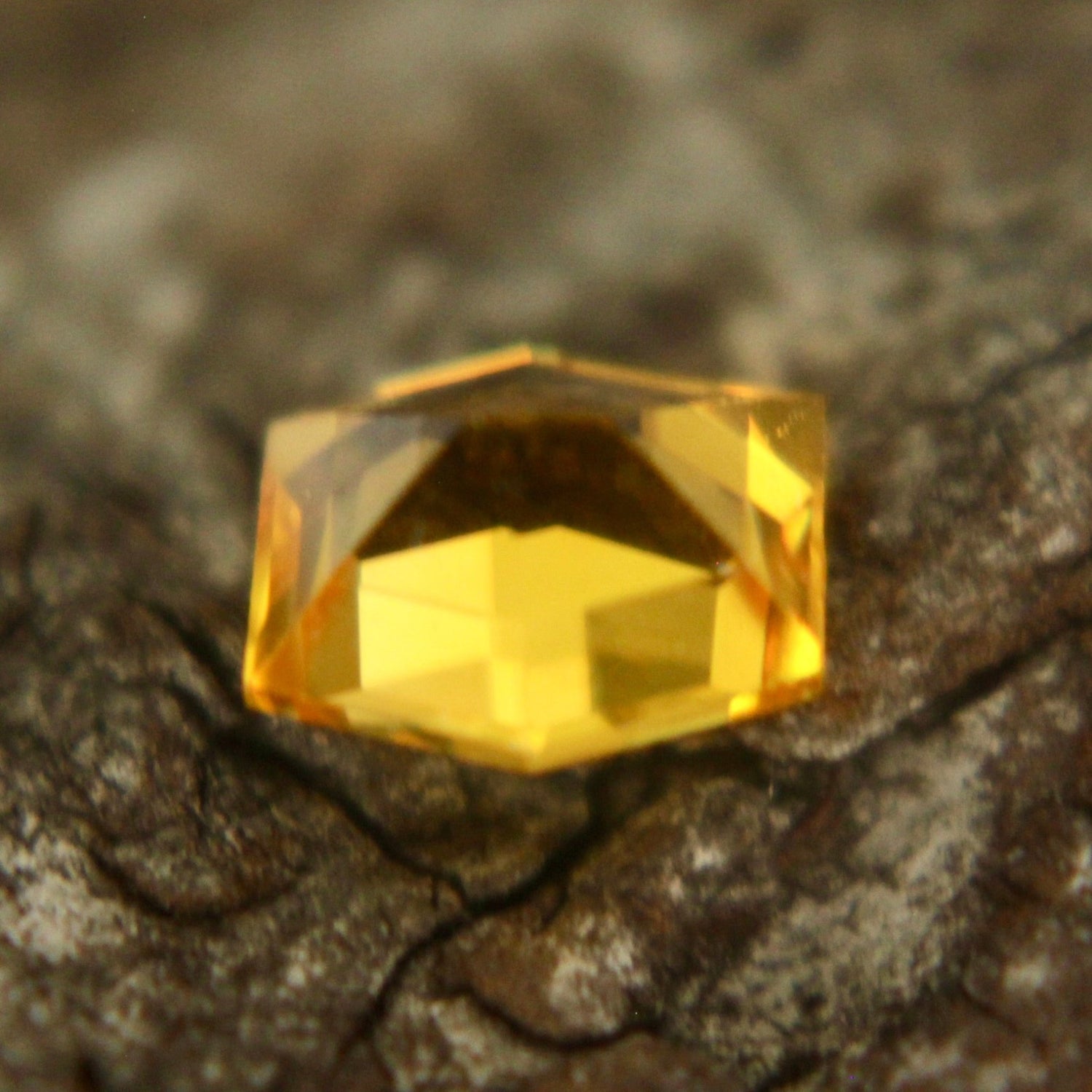 Natural Yellow Sapphire - Sapphirepal
