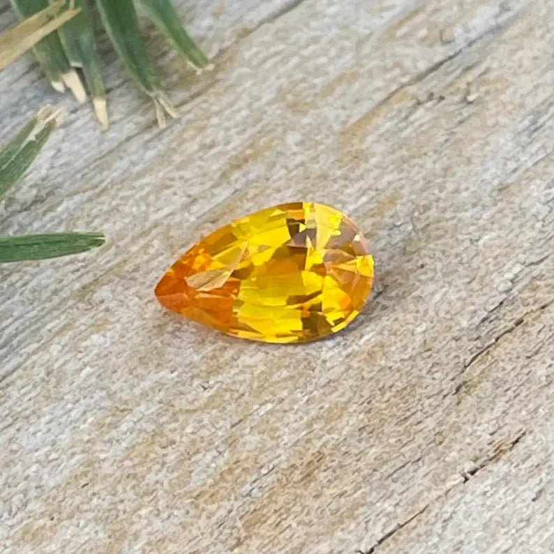 Natural Yellow Sapphire - Sapphirepal