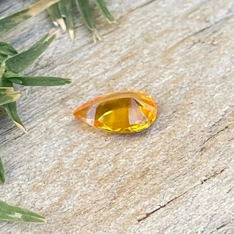 Natural Yellow Sapphire - Sapphirepal