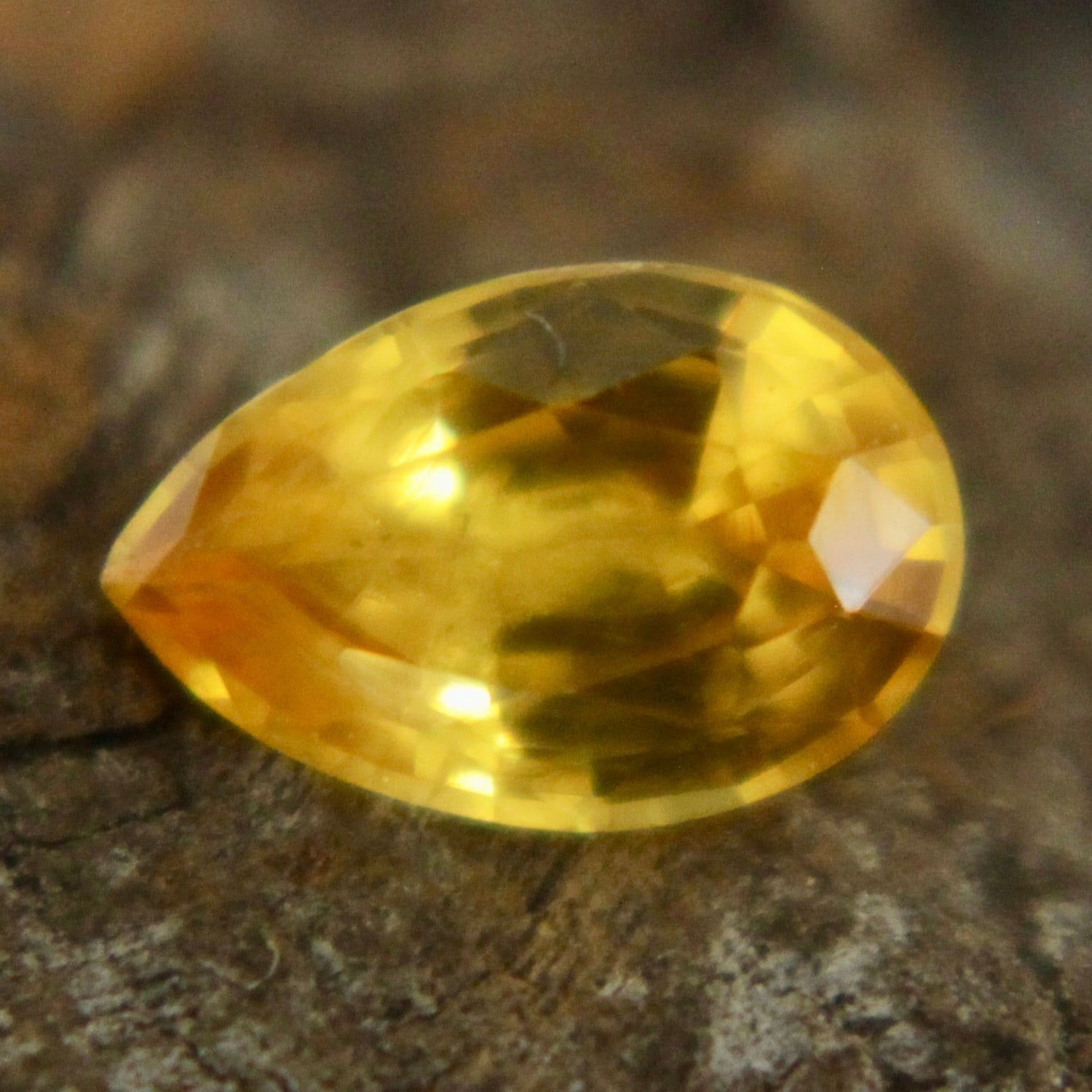 Natural Yellow Sapphire - Sapphirepal