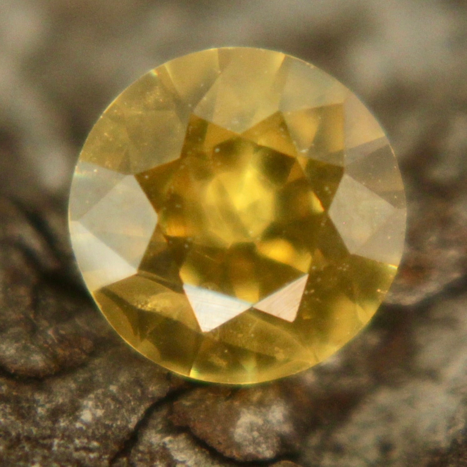 Natural Yellow Sapphire - Sapphirepal