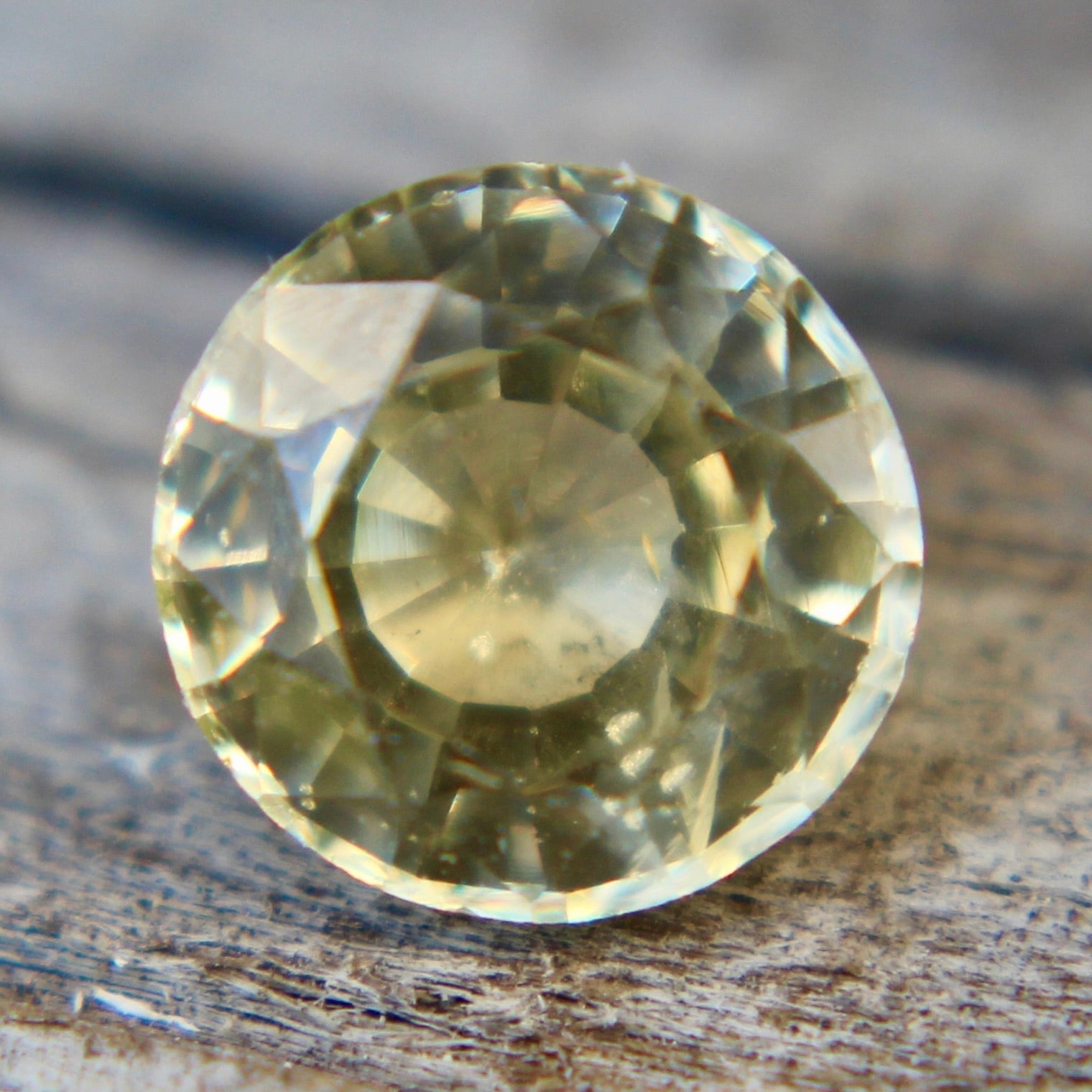 Ceylon yellow corundum with bright scintillation