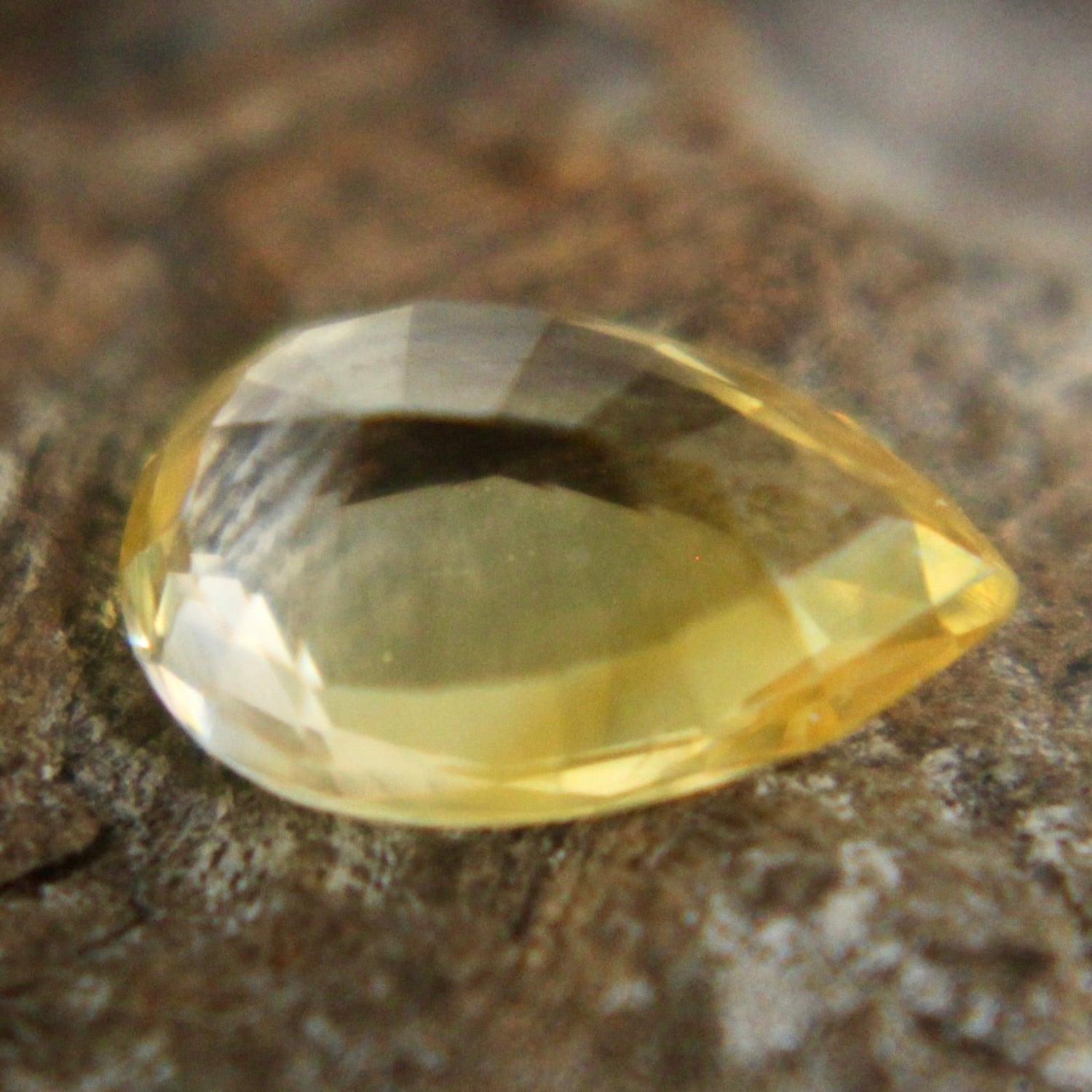 Natural Yellow Sapphire - Sapphirepal