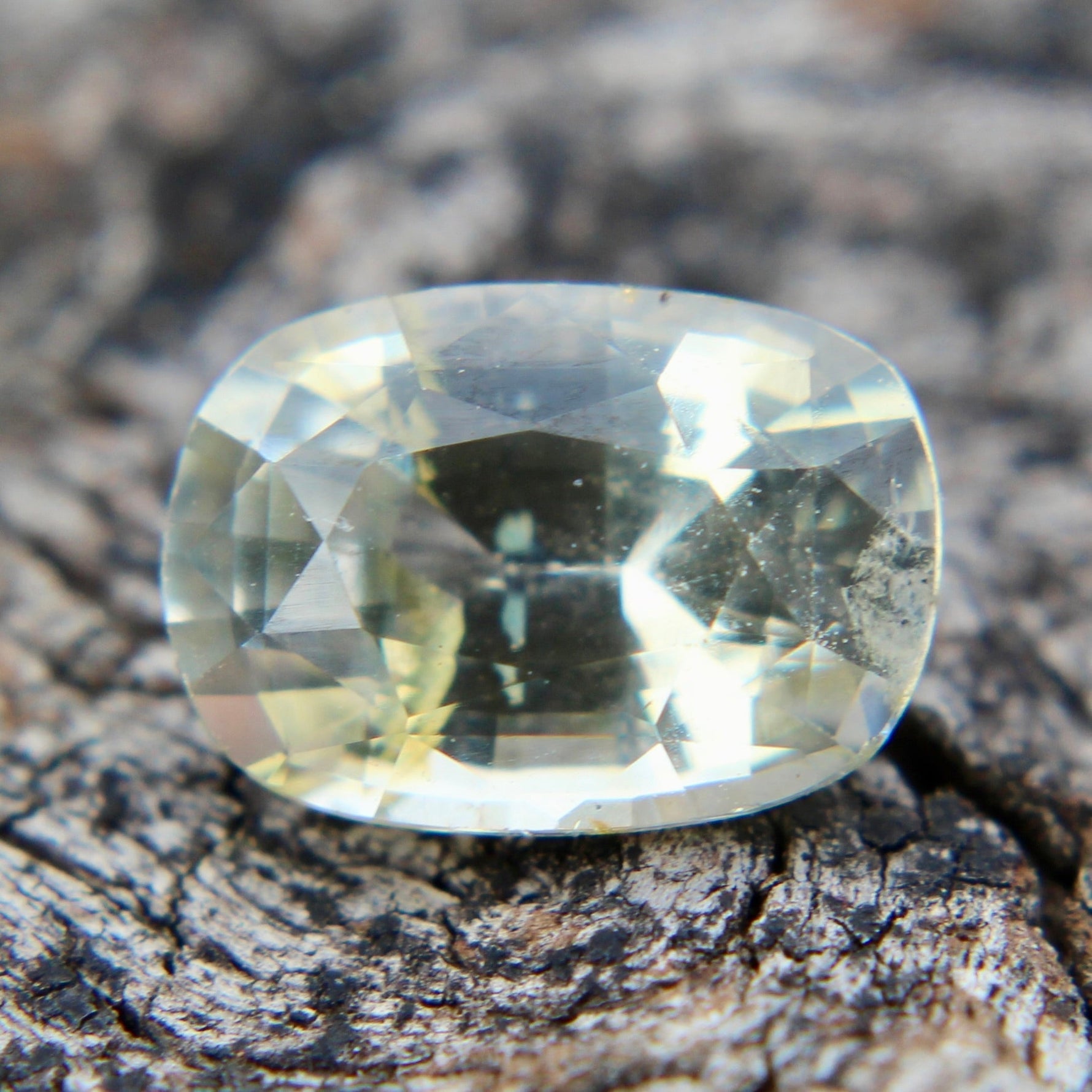 Natural Yellow Sapphire - Sapphirepal