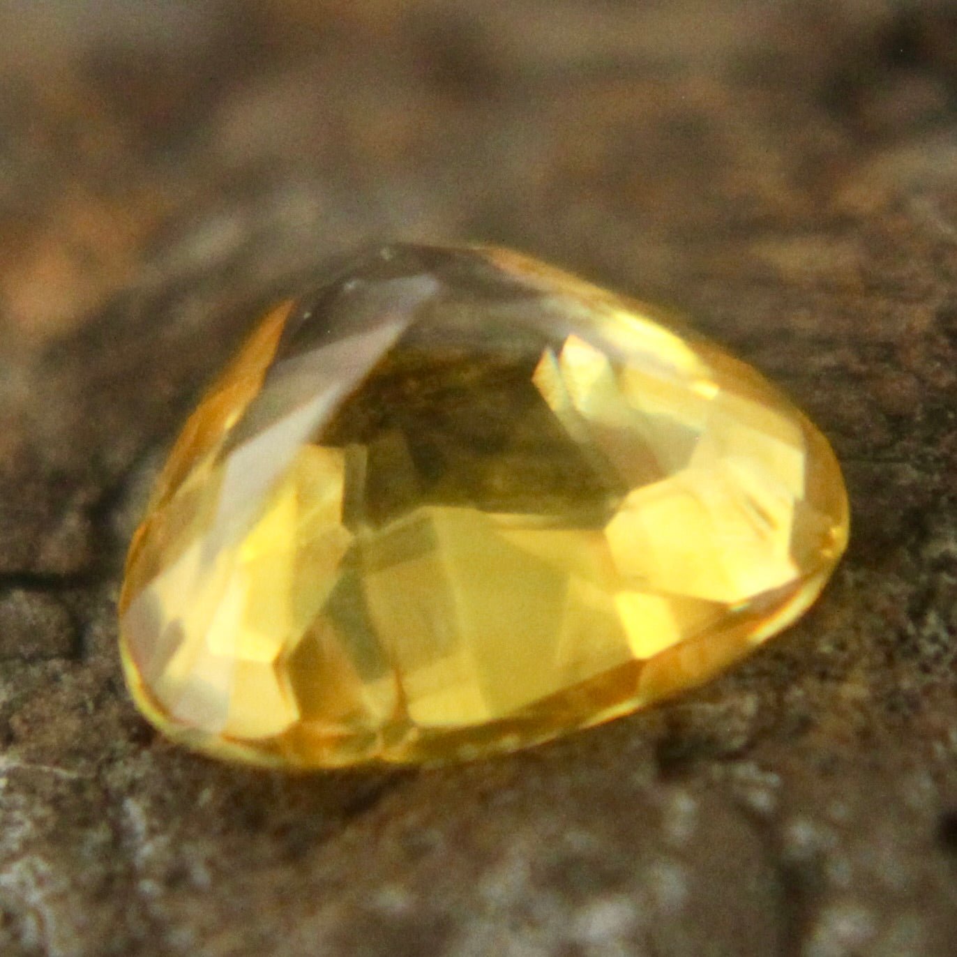 Natural Yellow Sapphire - Sapphirepal