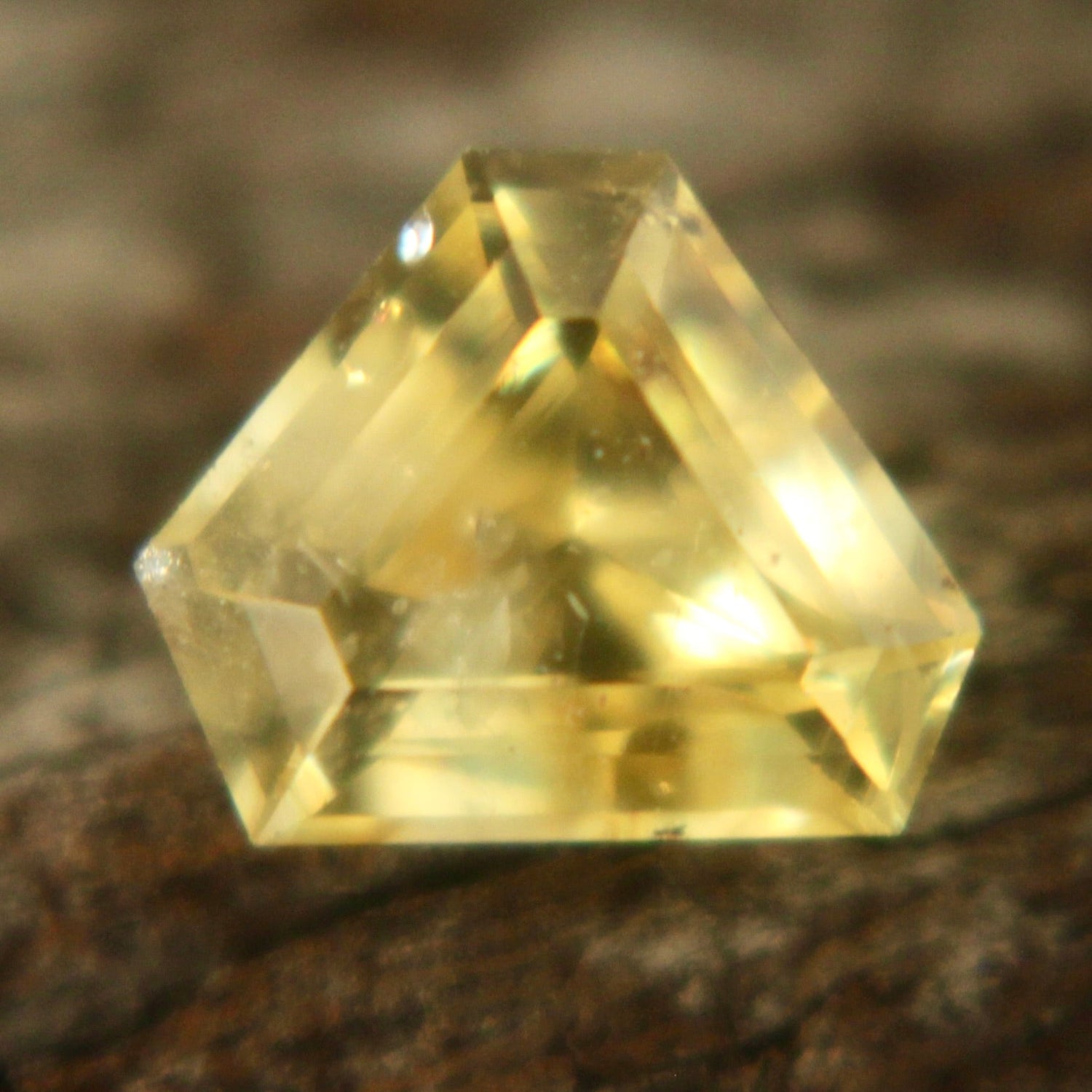 Natural Yellow Sapphire - Sapphirepal
