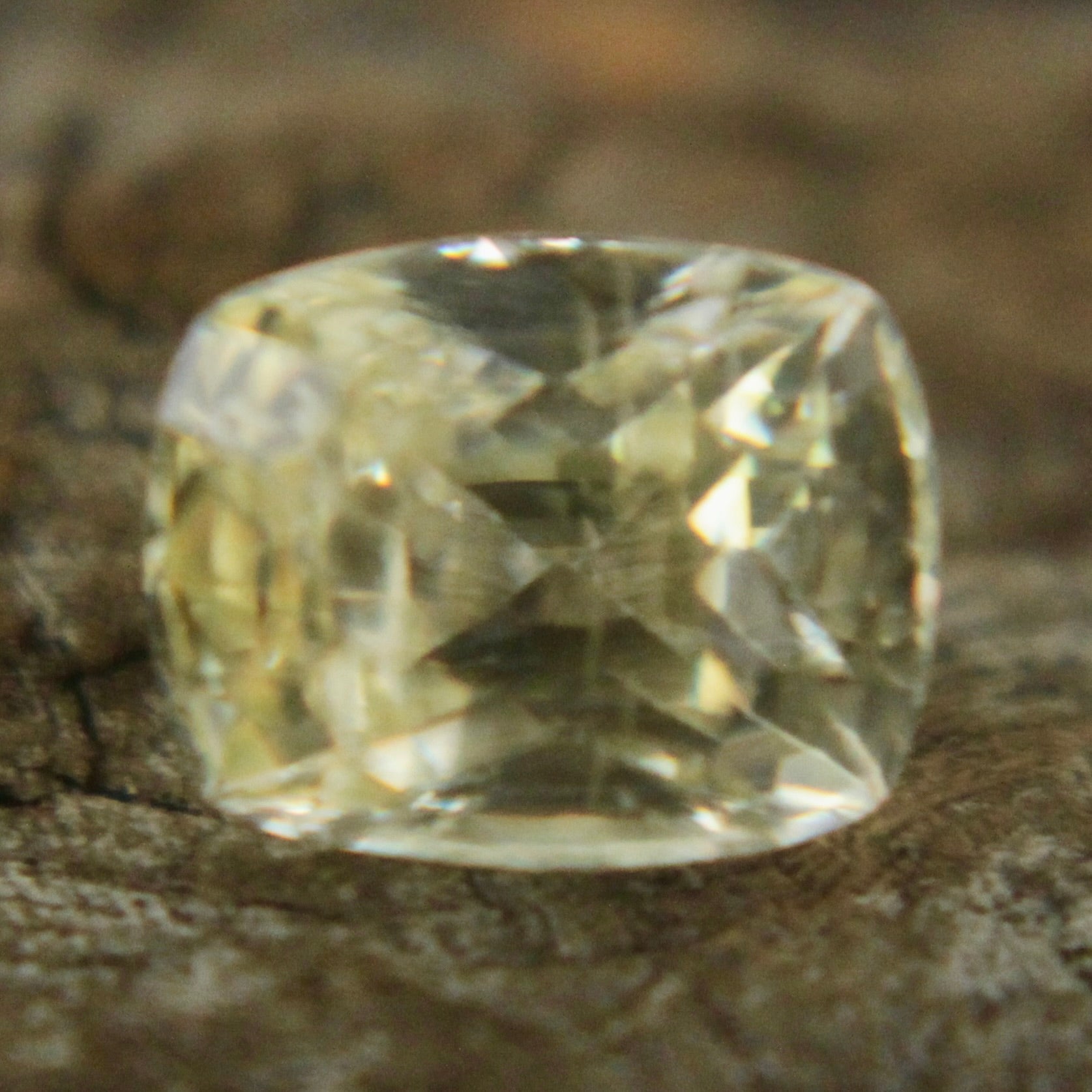 Natural Yellow Sapphire - Sapphirepal