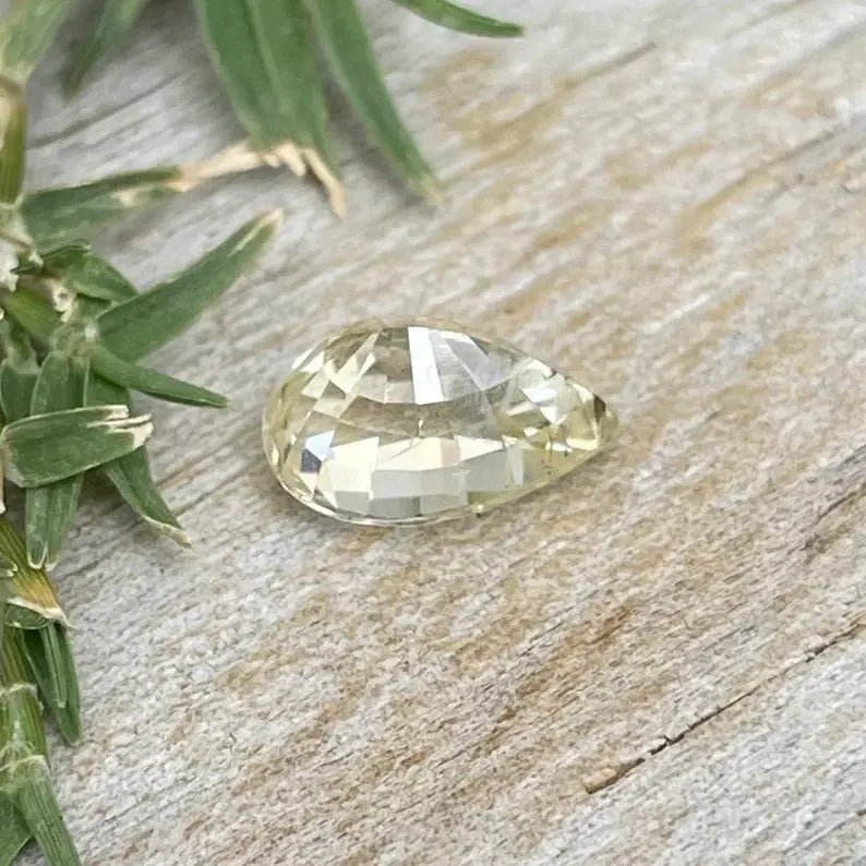 Natural Yellow Sapphire - Sapphirepal