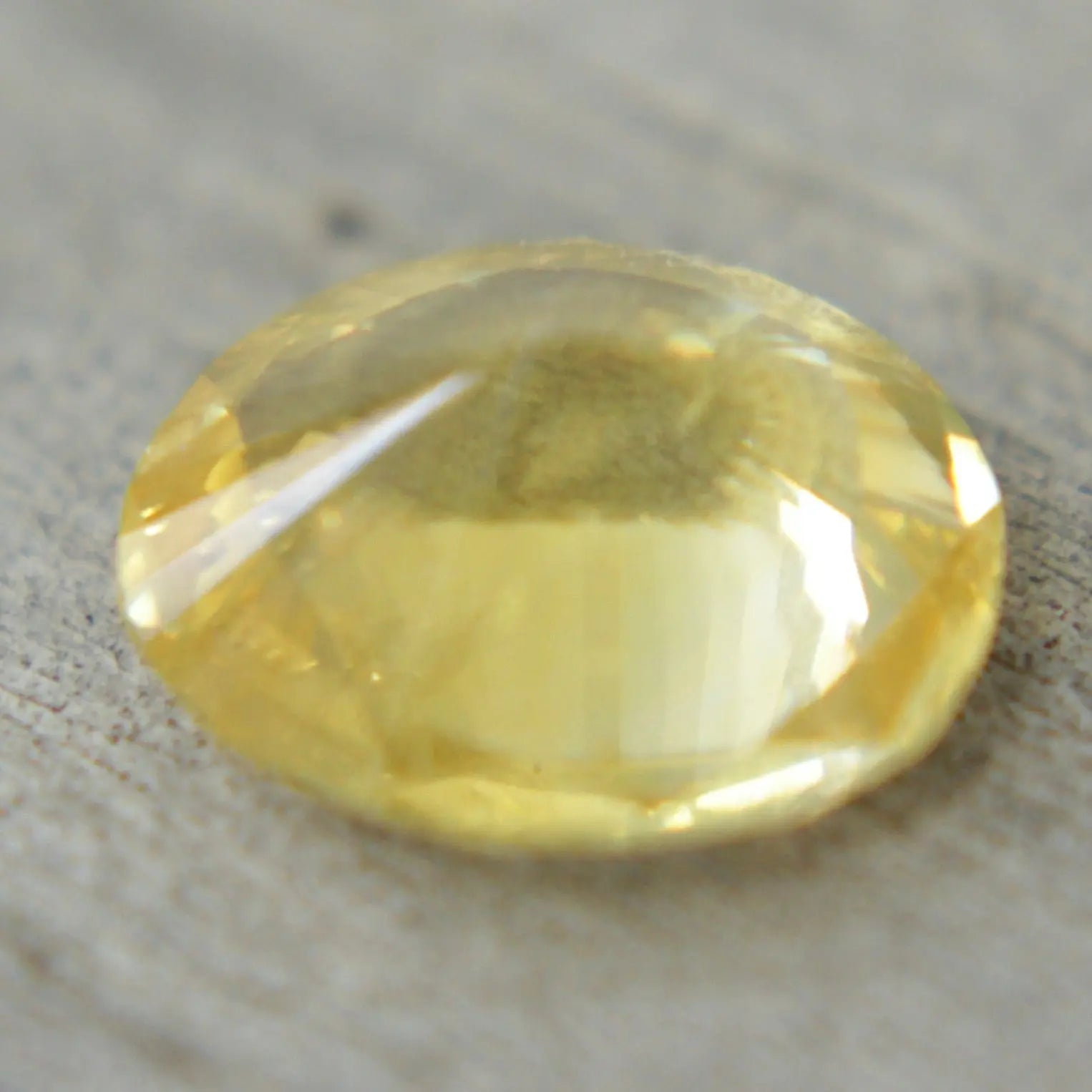 Natural Yellow Sapphire - Sapphirepal