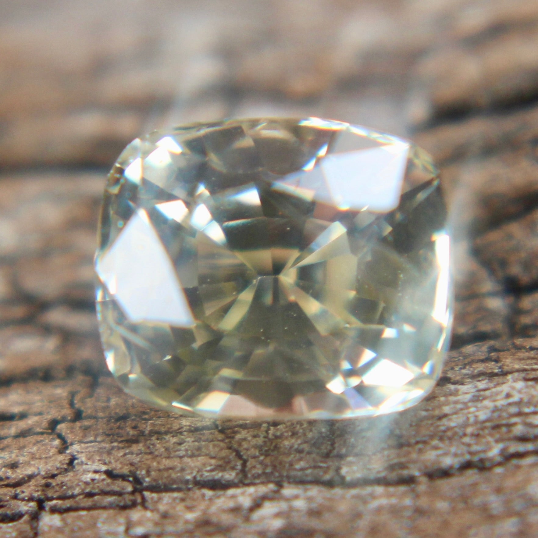 Natural Yellow Sapphire - Sapphirepal