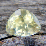 Earth sourced yellow sapphire loose stone for bespoke jewelry design