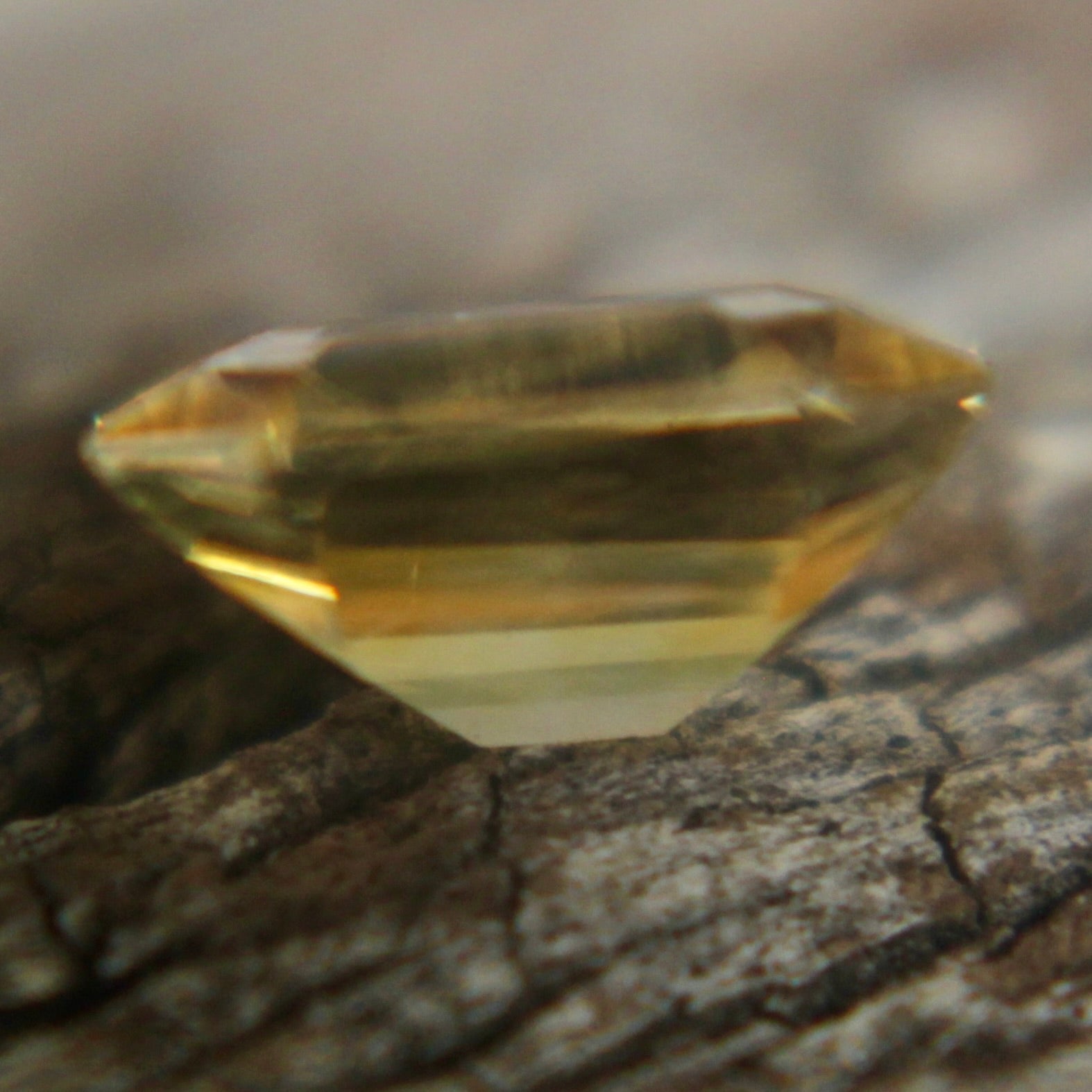 Natural Yellow Sapphire - Sapphirepal