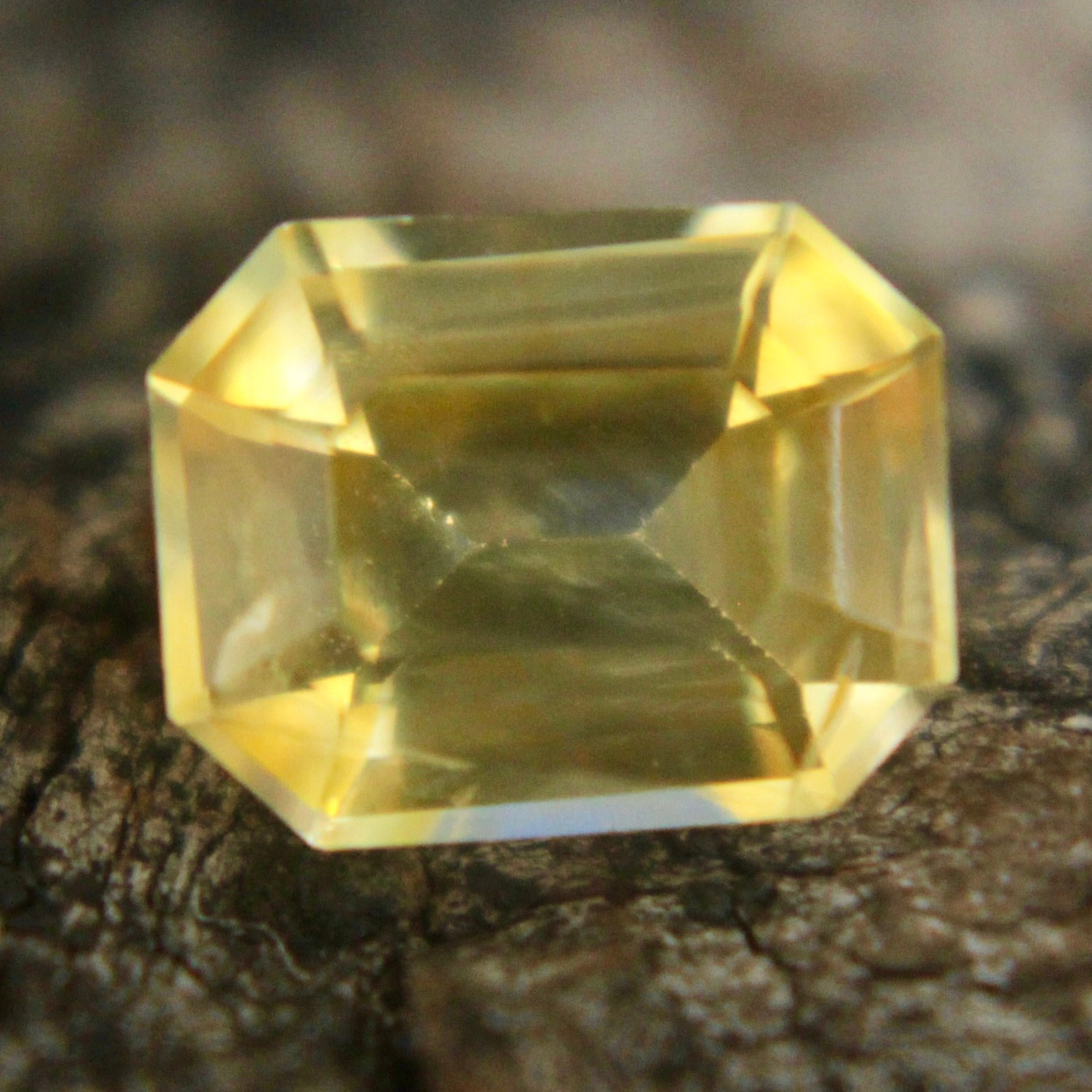 Natural Yellow Sapphire - Sapphirepal