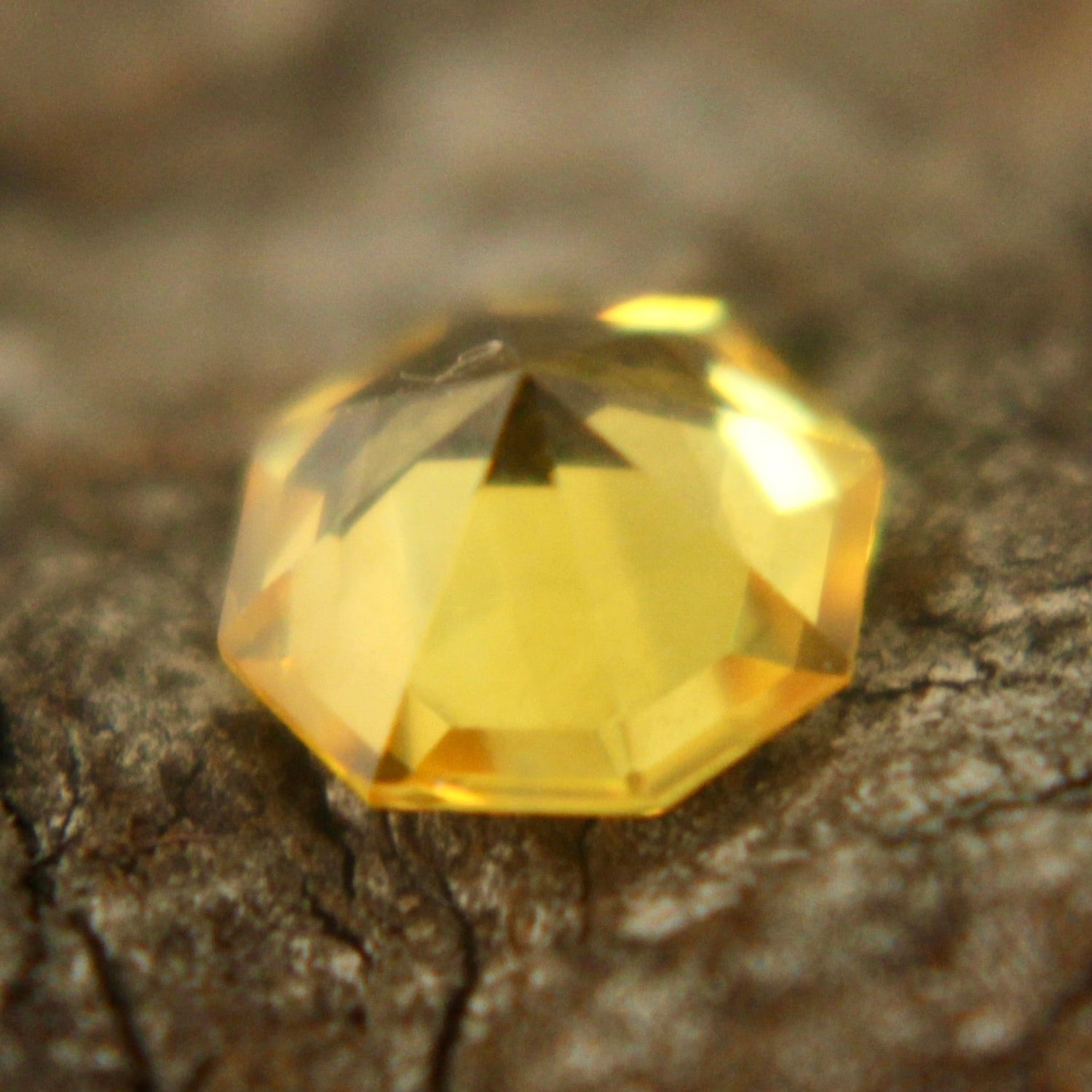 Natural Yellow Sapphire - Sapphirepal