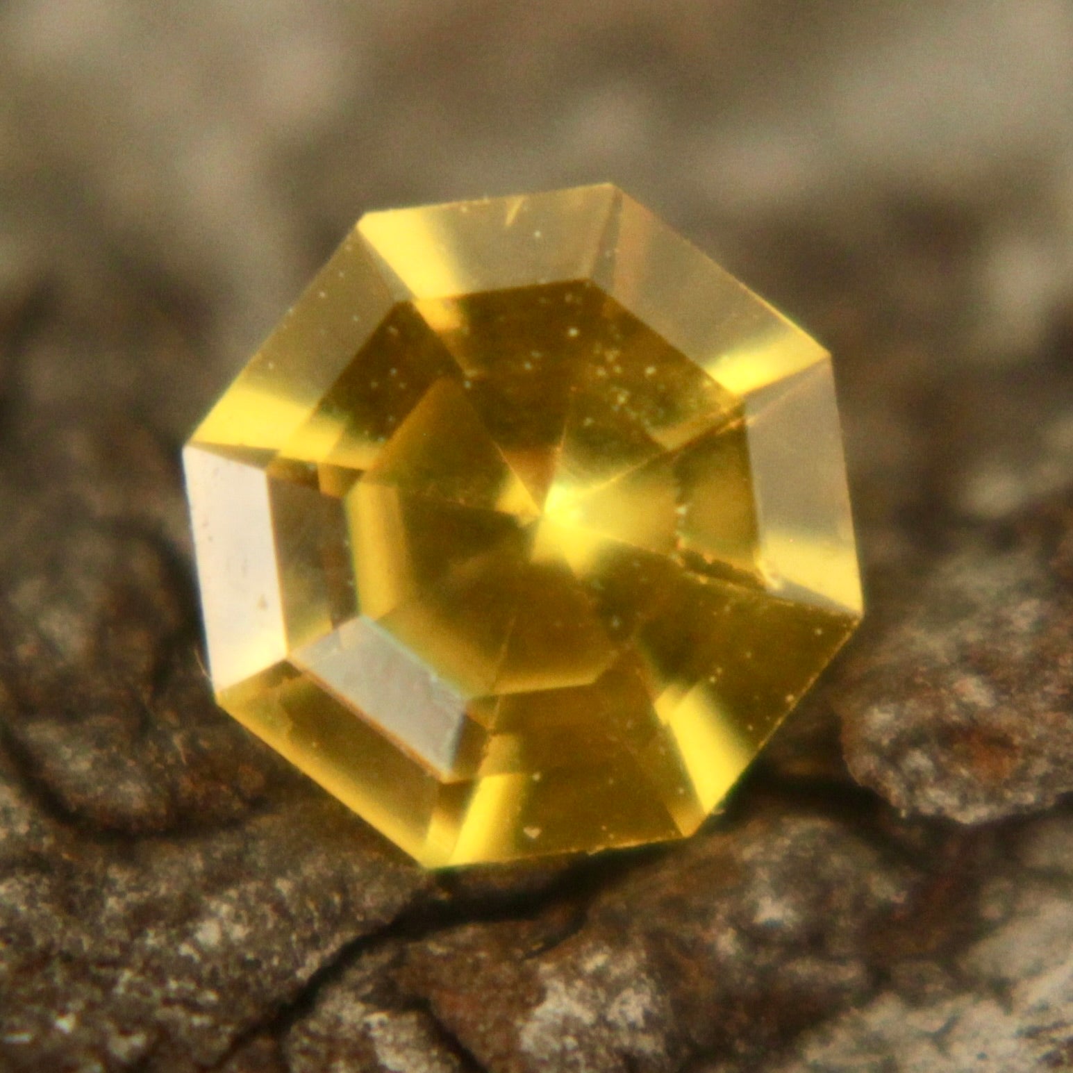 Natural Yellow Sapphire - Sapphirepal